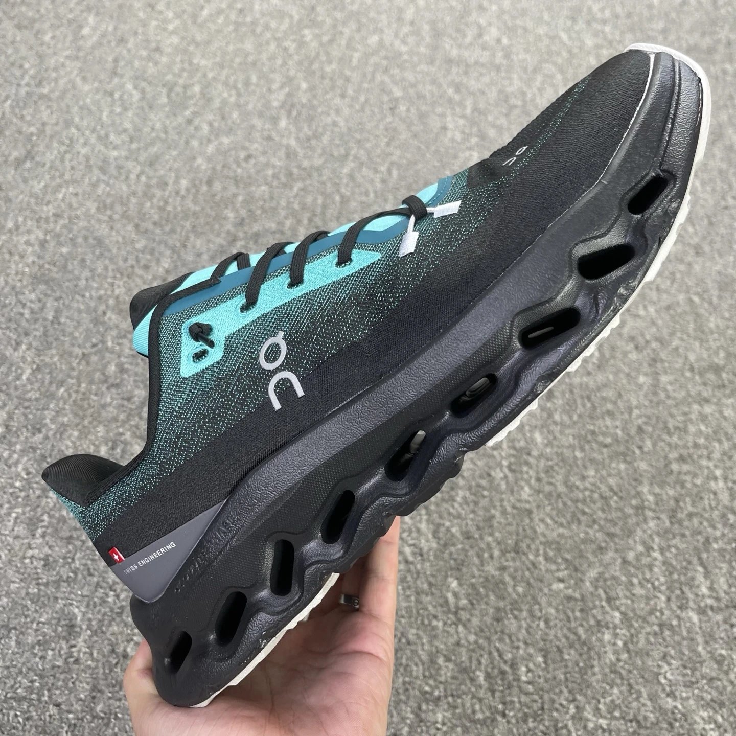 3MF10994198 Black Green