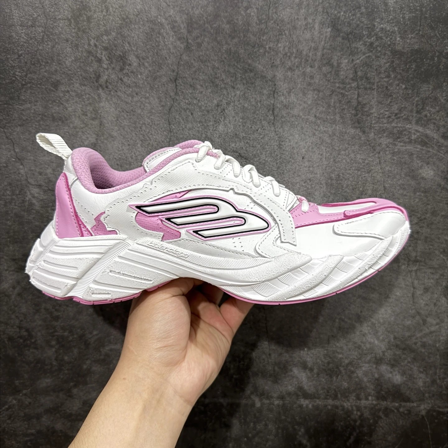 16th Gen White Pink