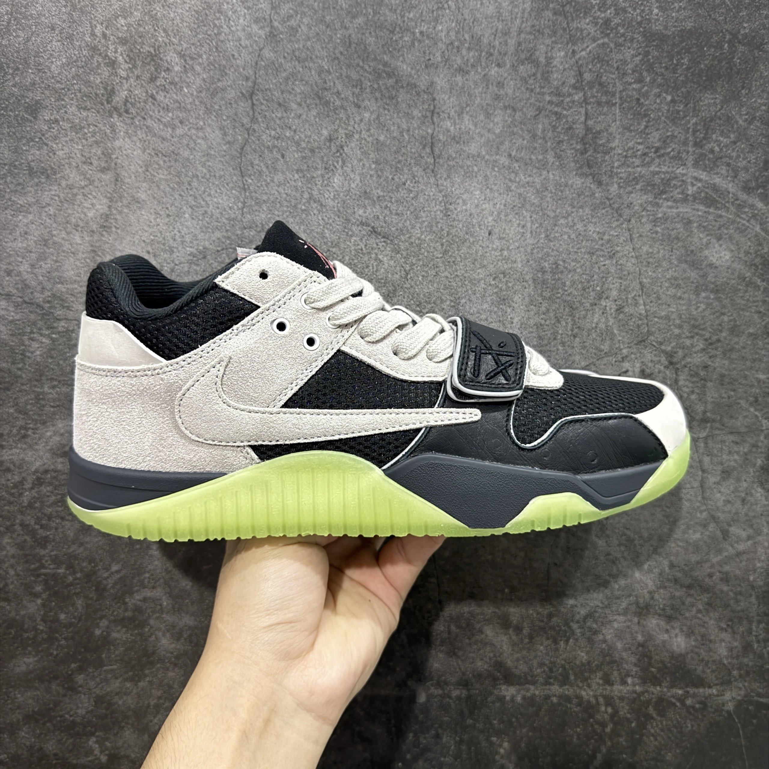 grayish green