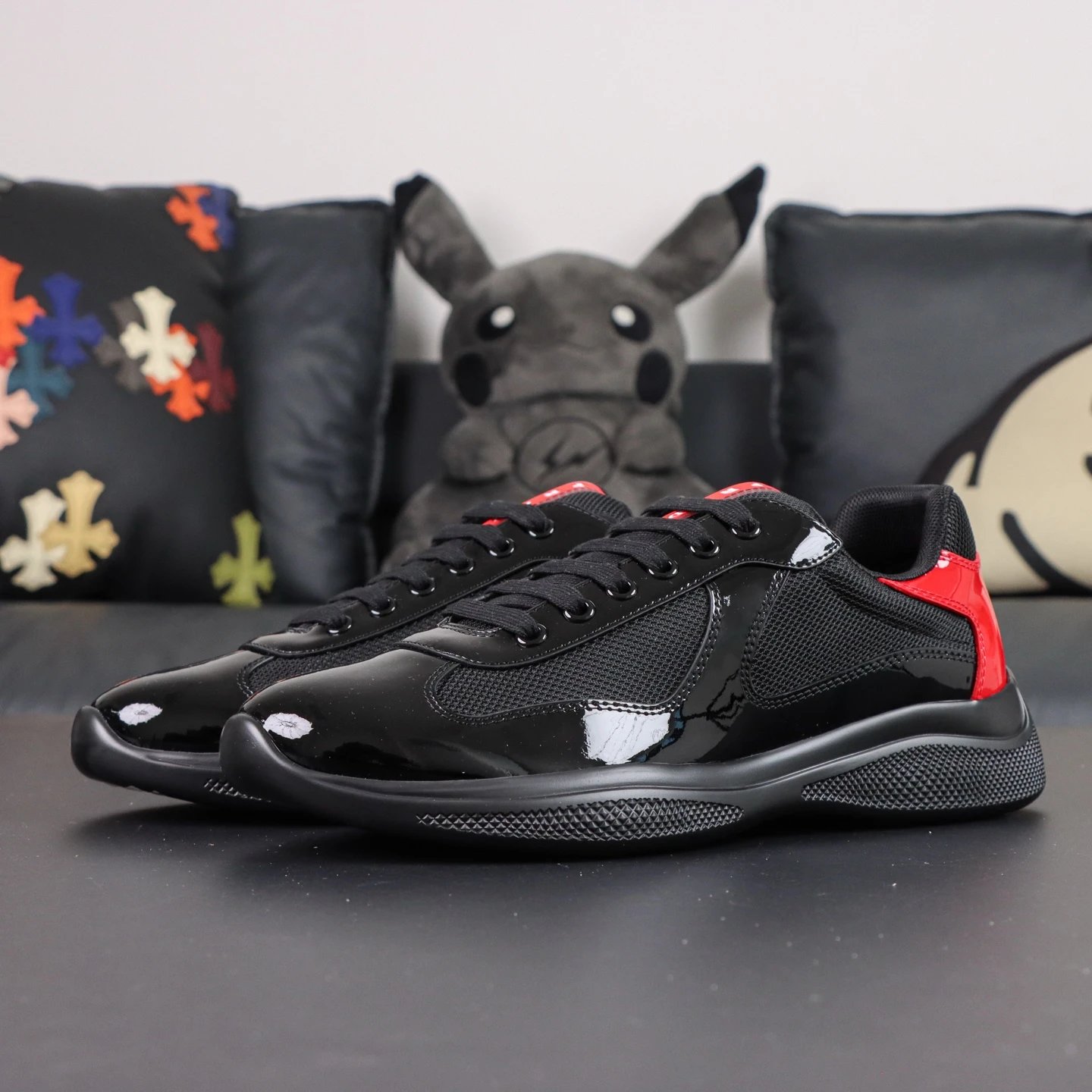 Glossy Black Red