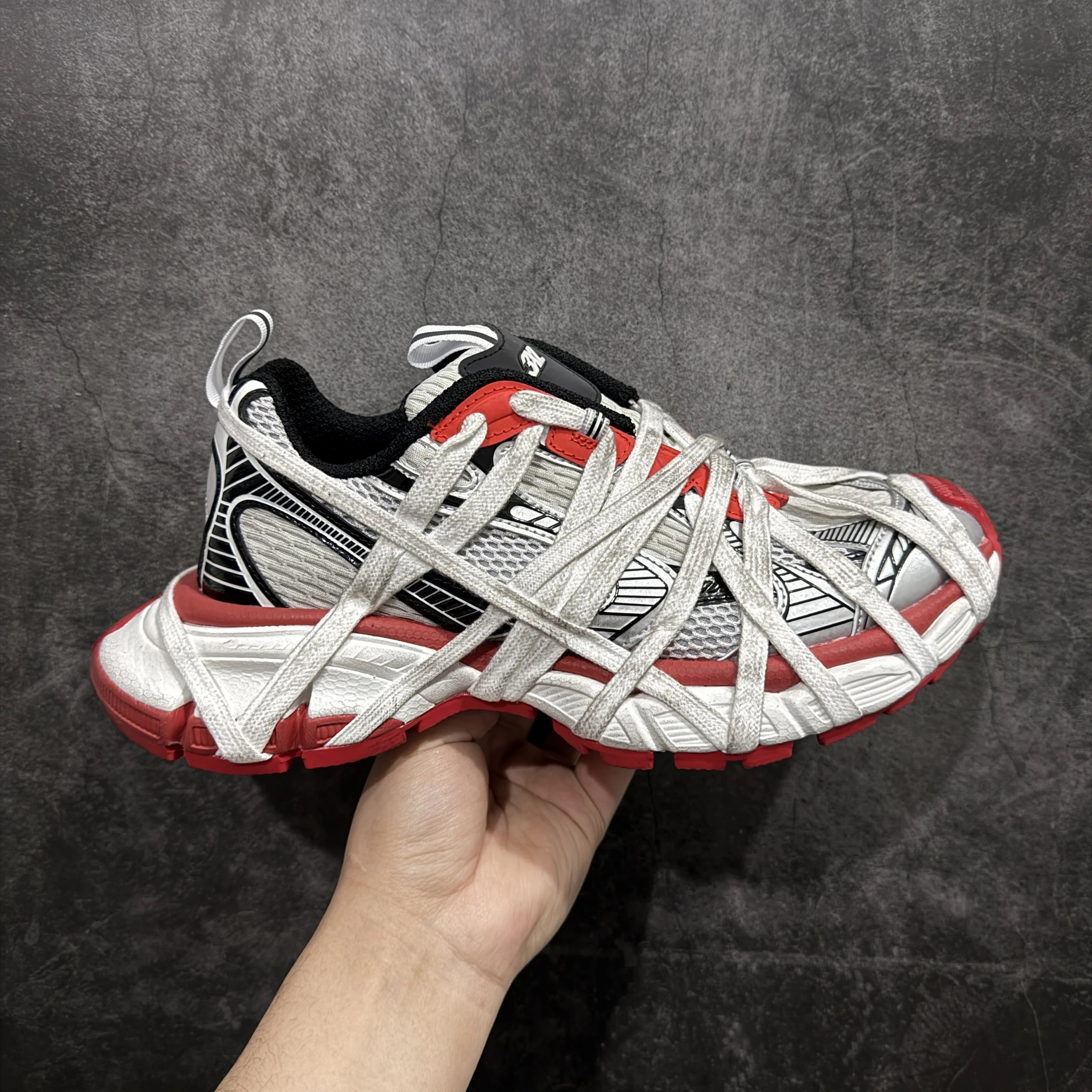 3XL white gray red strap