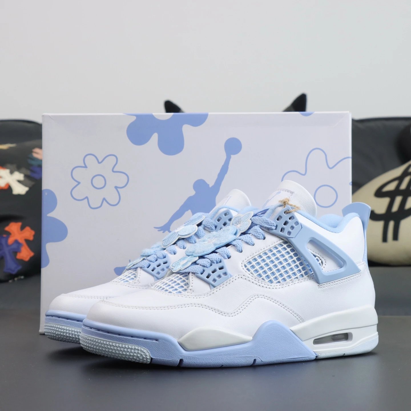 Mother's Day White Blue HV0823-100