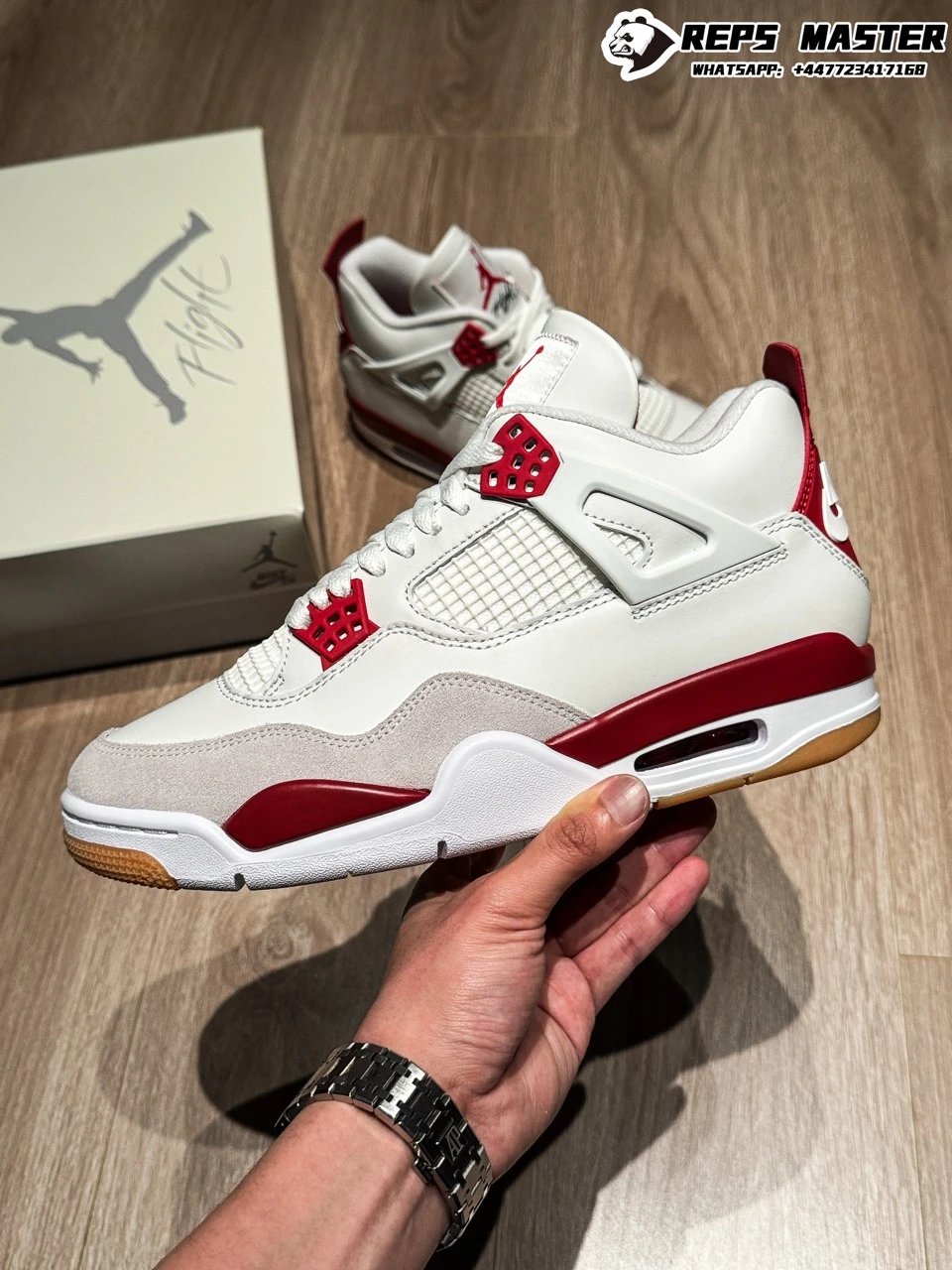SB White Red DR5415-106