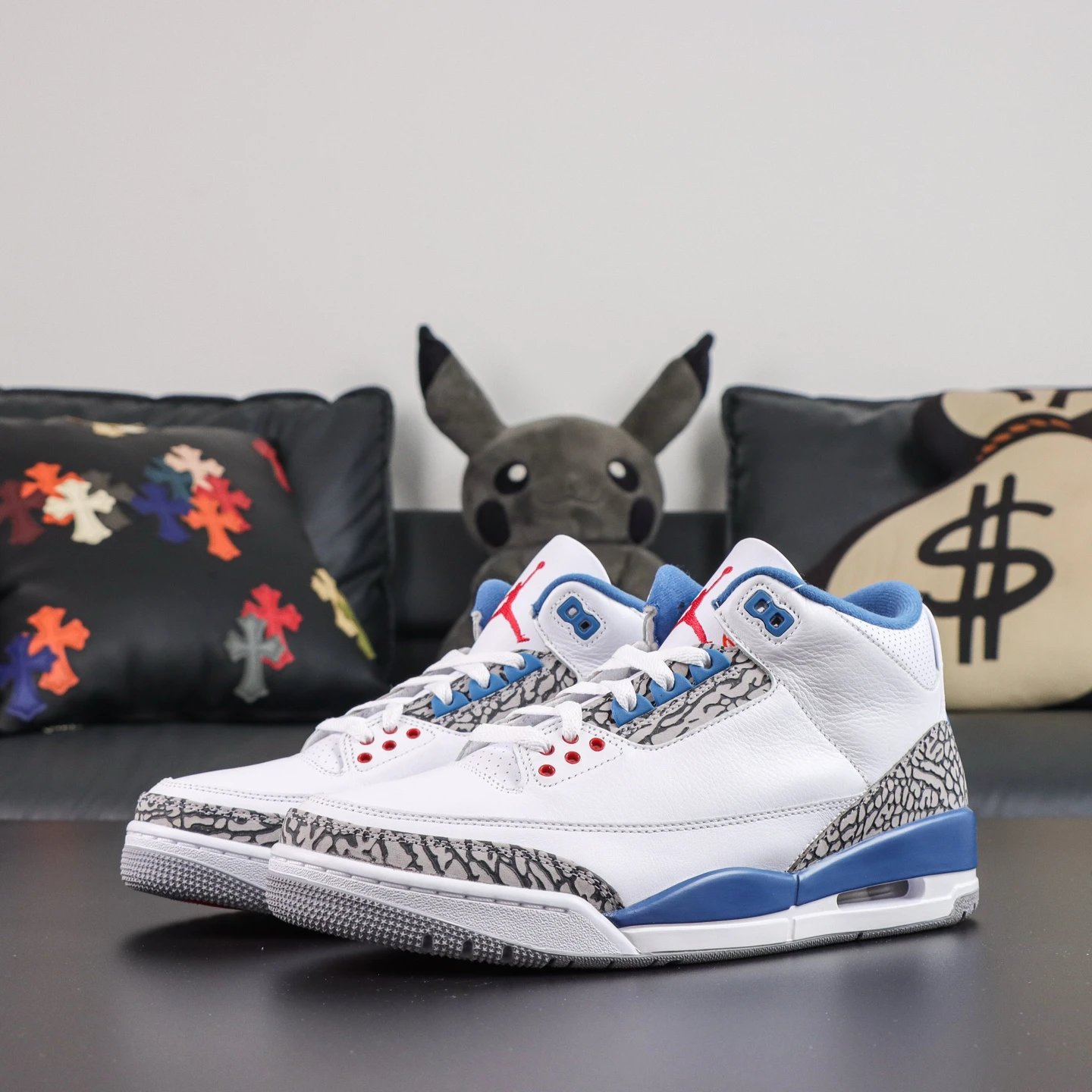 IF4369-104 True Blue