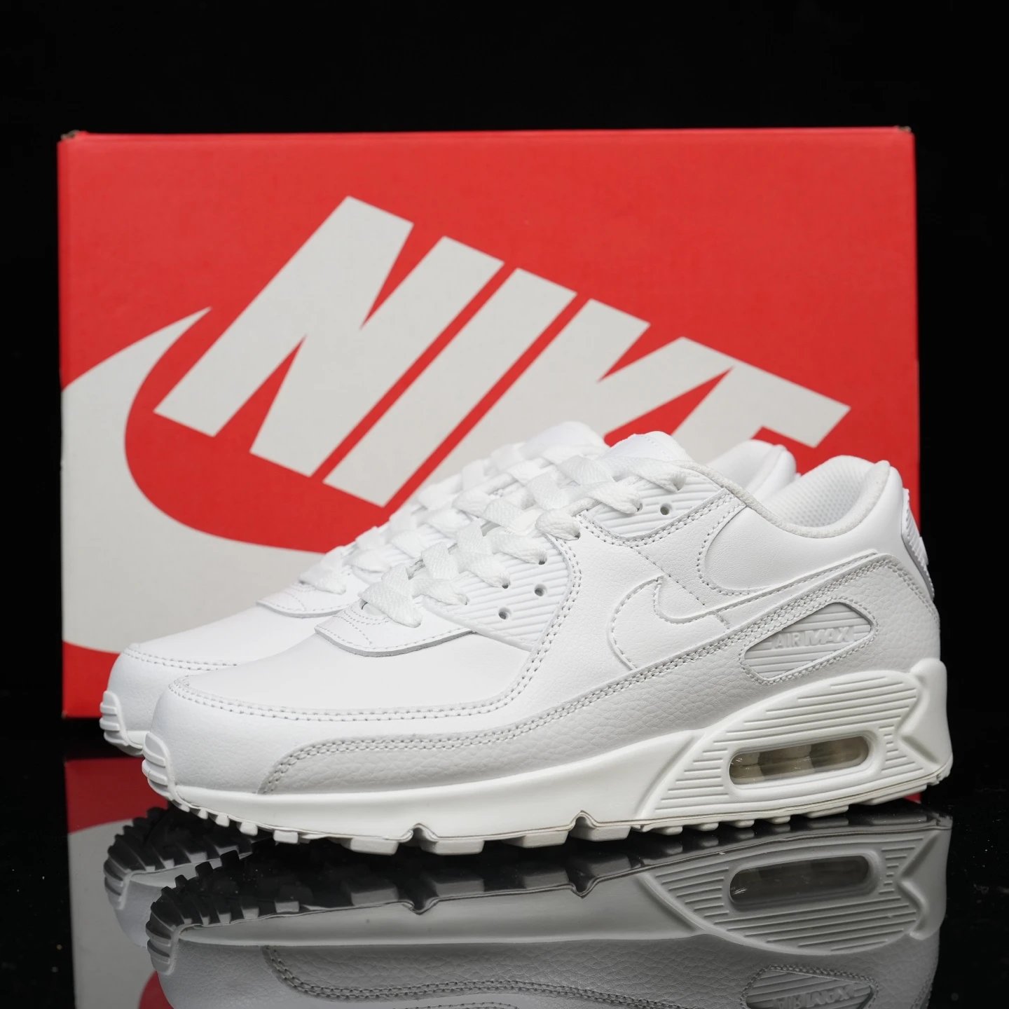 CZ5594-100 White