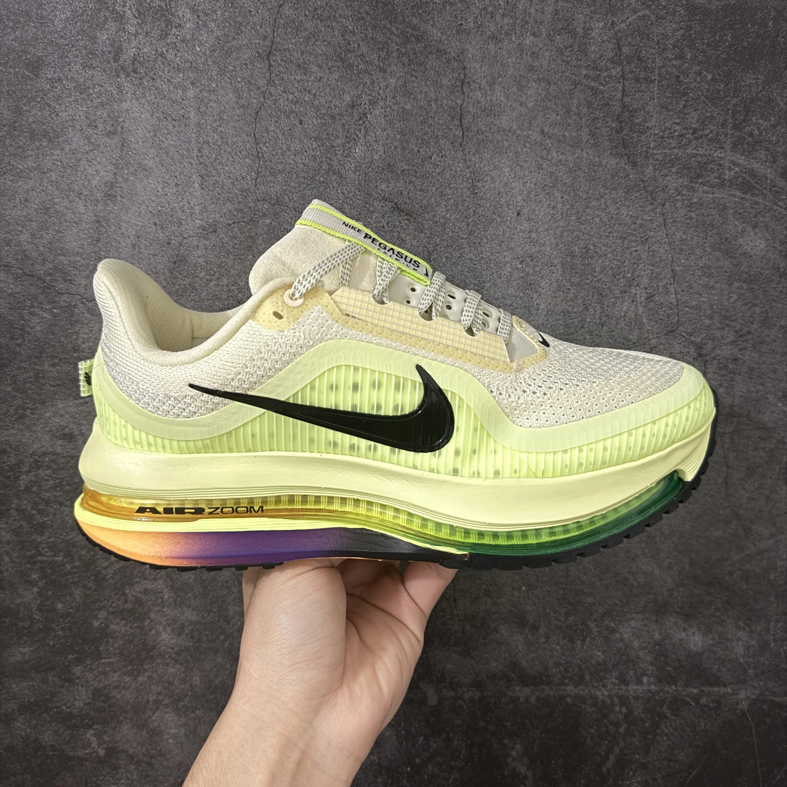 HQ2592-701 beige fluorescent green