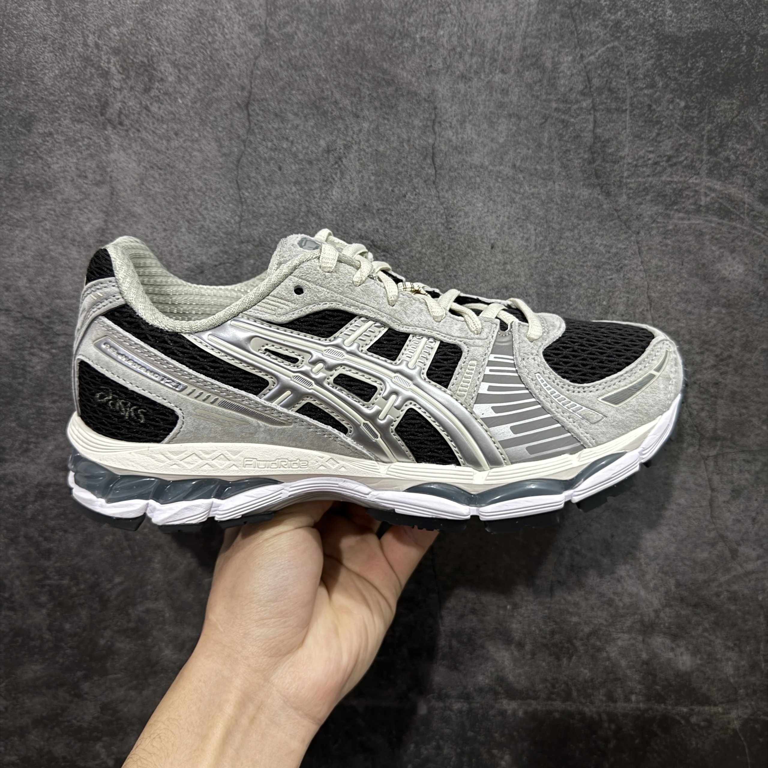1203A846-020 Gray Black