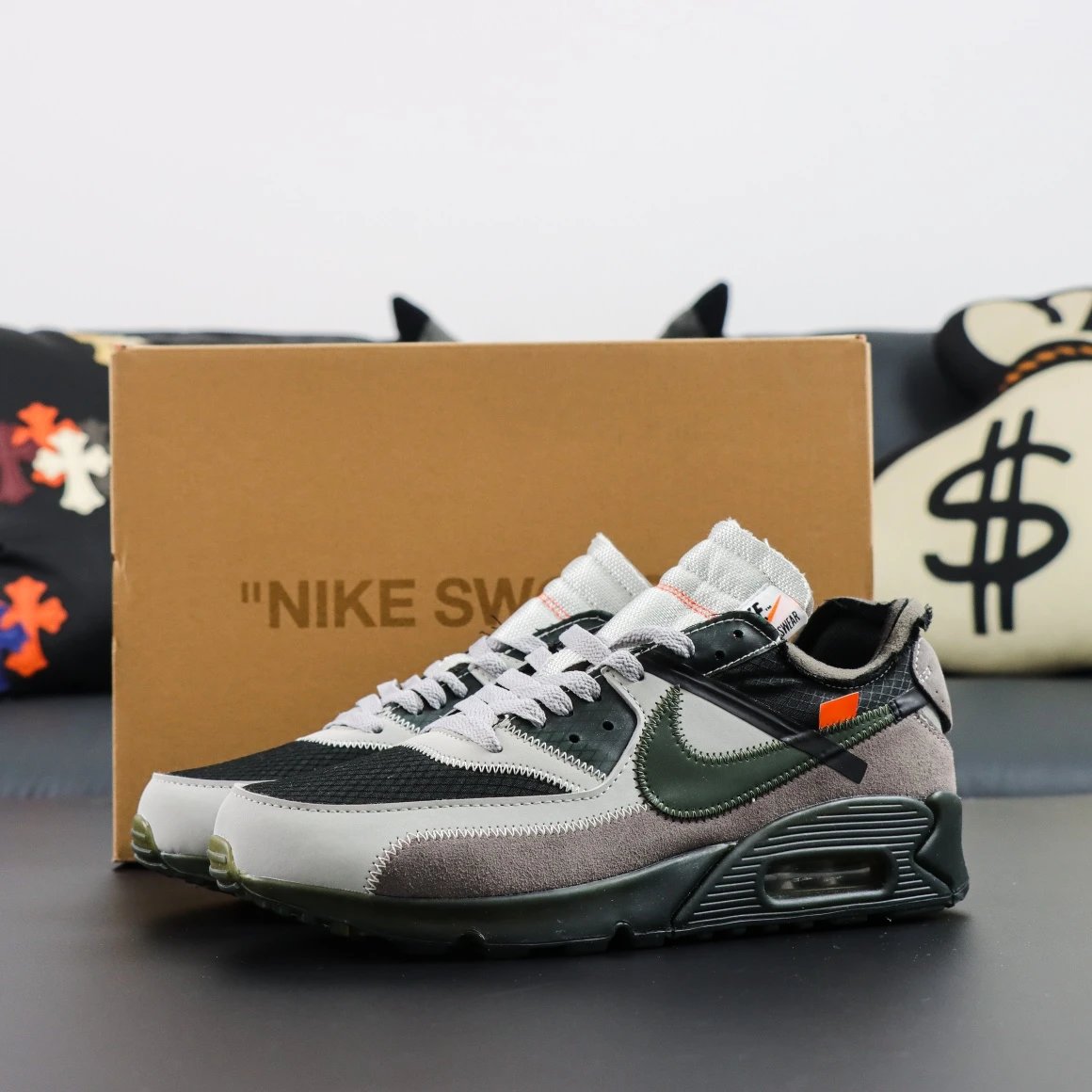 90 Black Grey