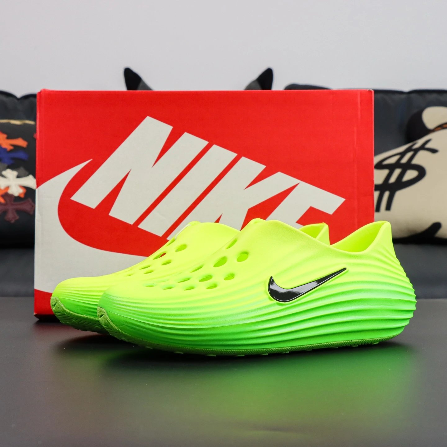 HV5060-300 Fluorescent Green