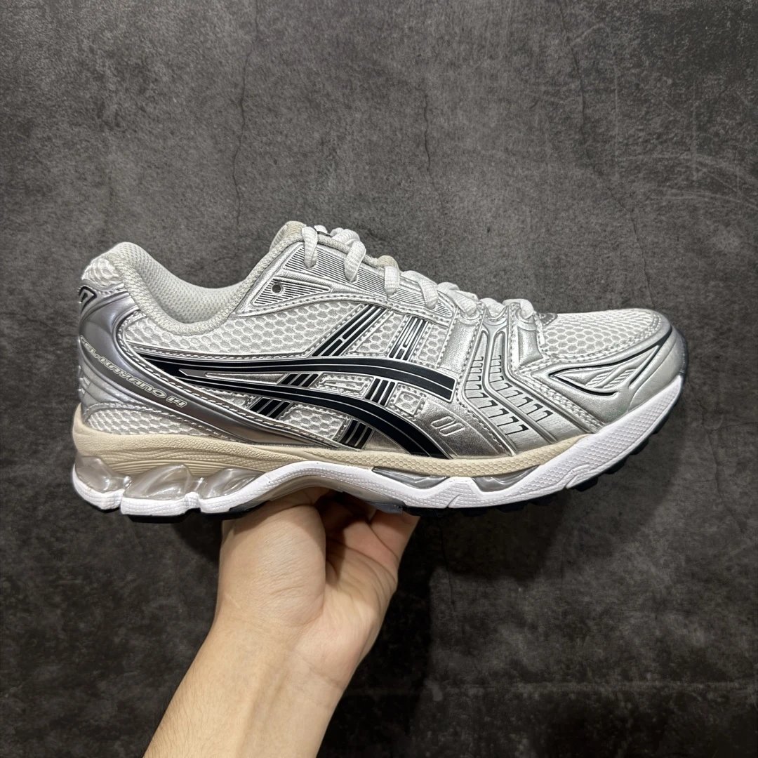 1203A537-110 Silver White