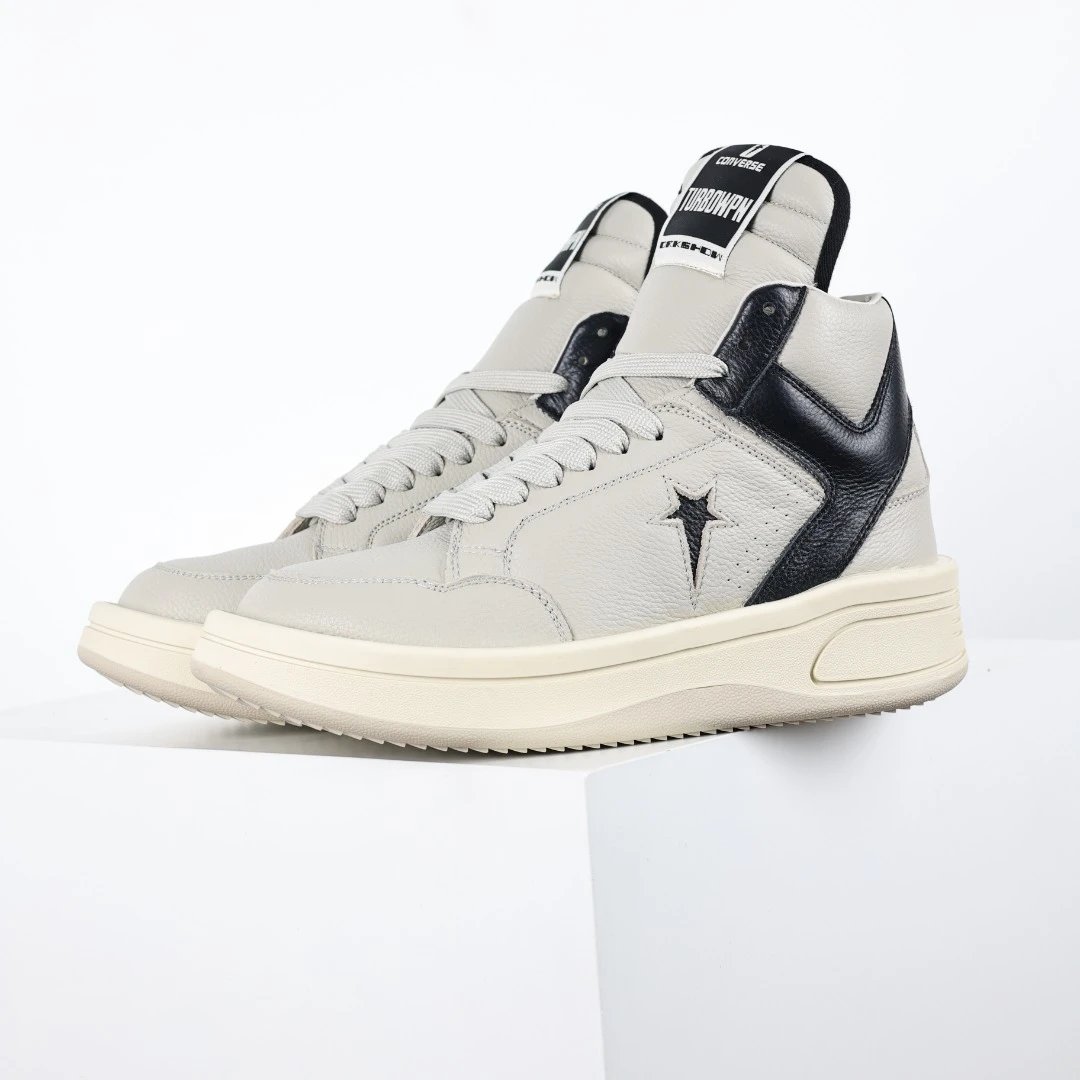 Converse White & Black