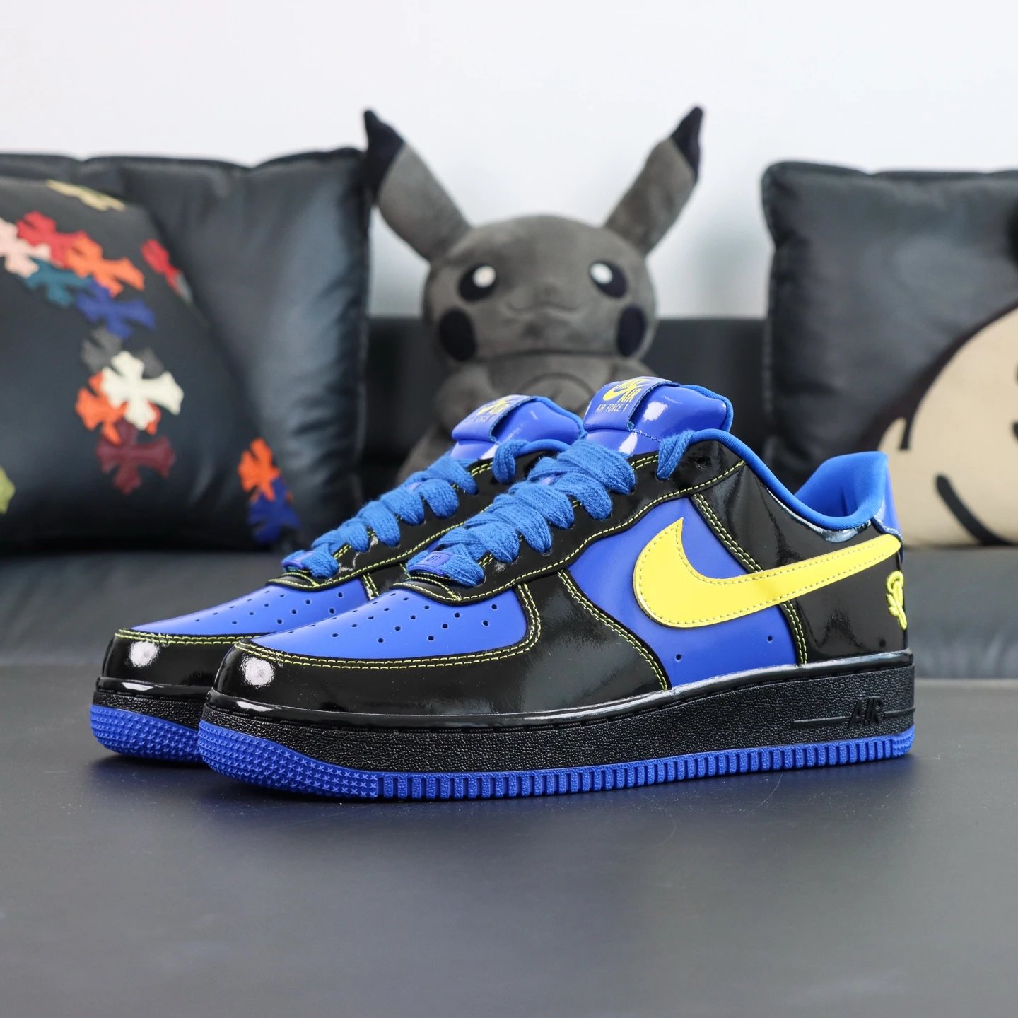 IQ1402-010 Black Blue