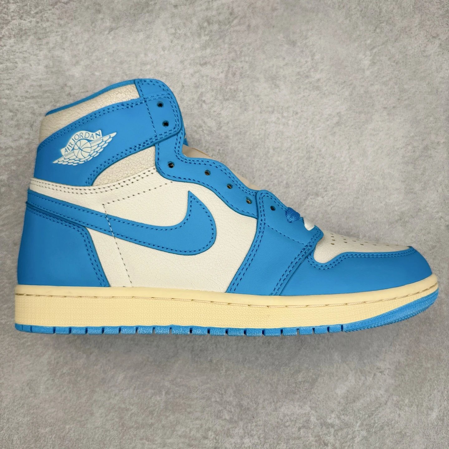J1 Aged University Blue DZ5485-402