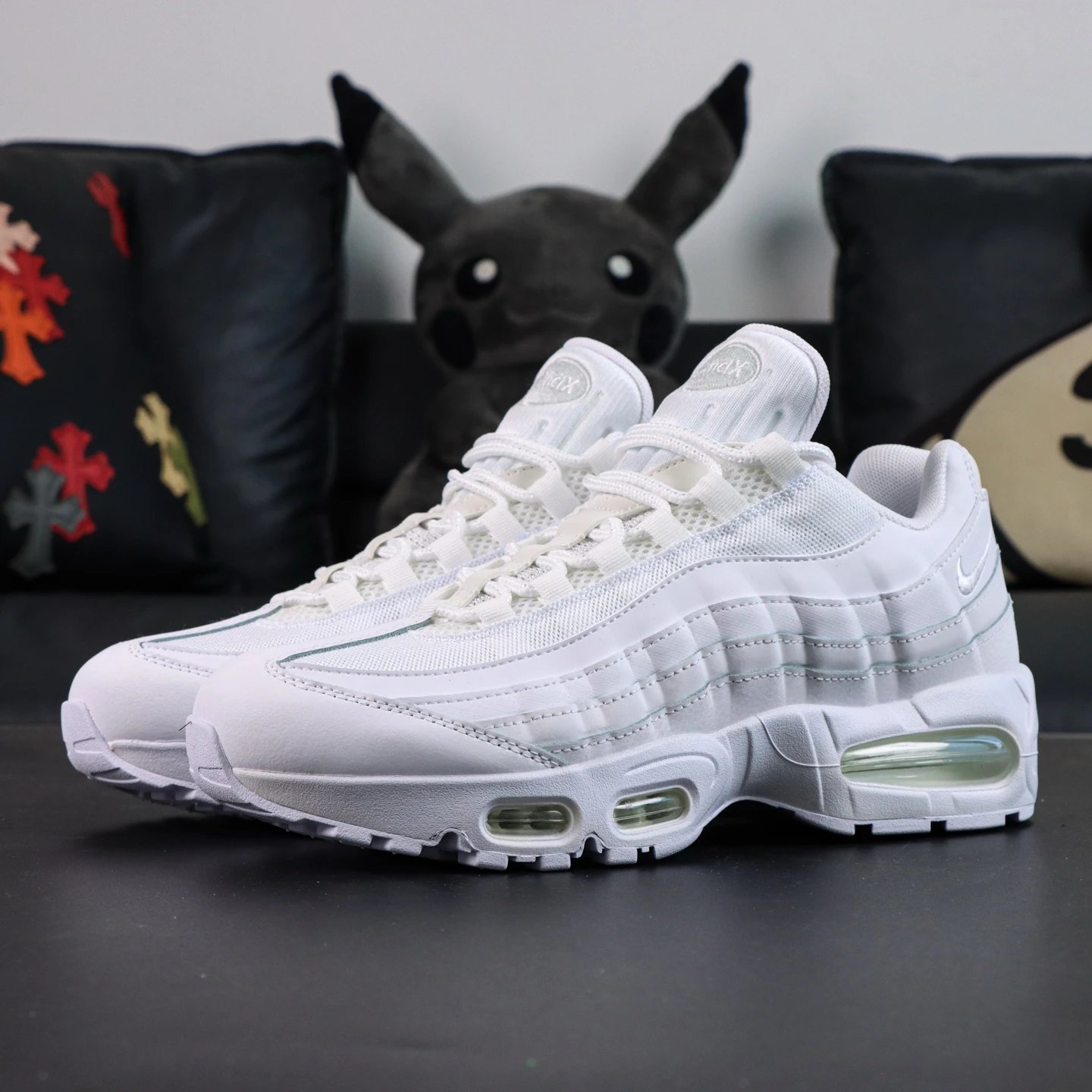 HM8755-100 Pure White