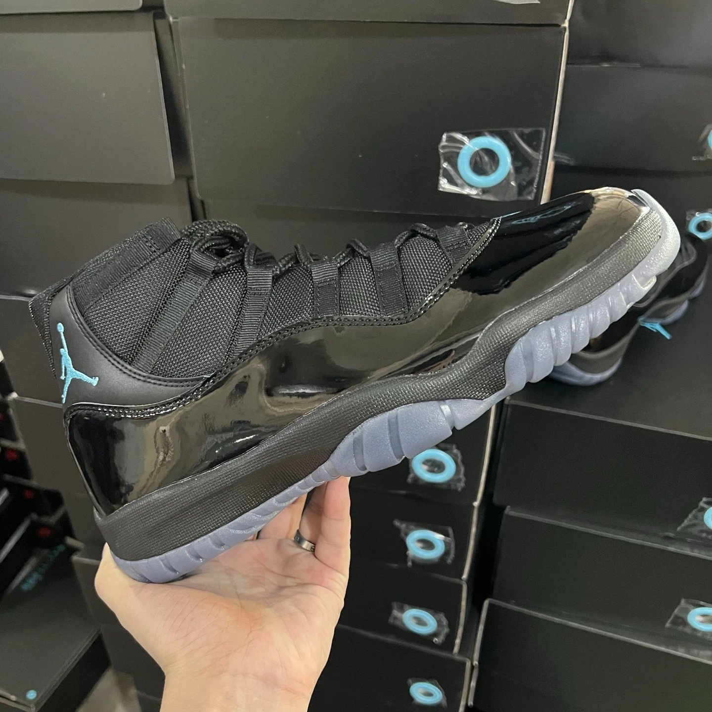 J11 Gamma Blue 2025 Edition CT8015-047