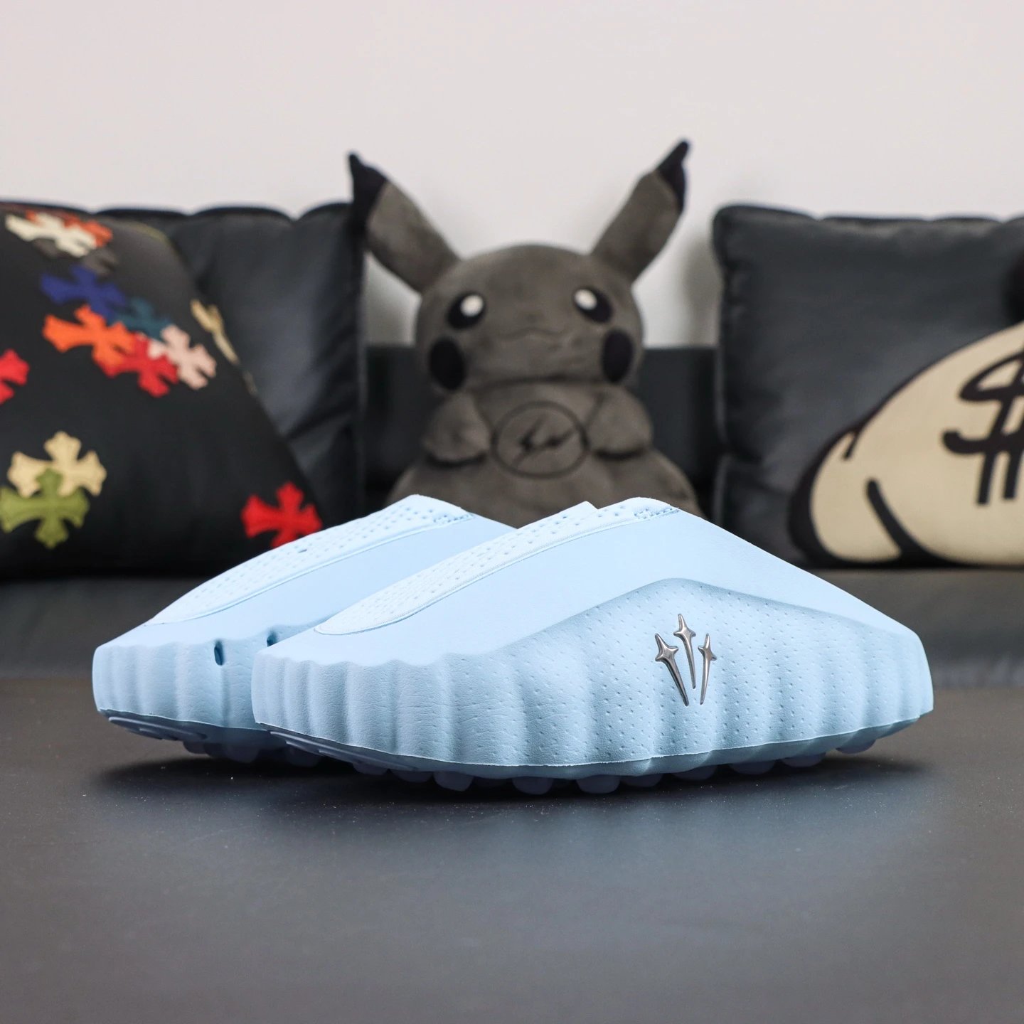 HY5028-001 Arrow Blue