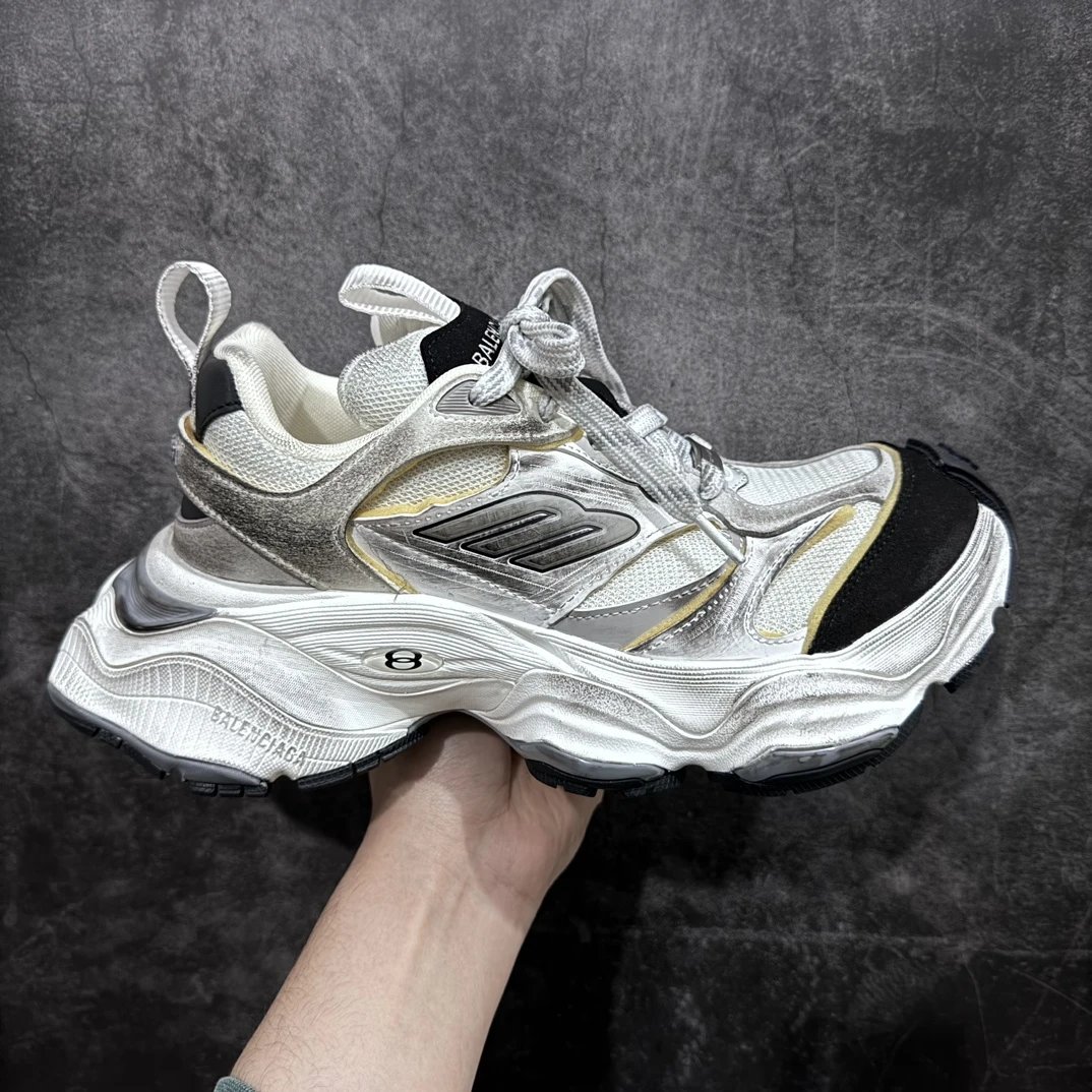 11th generation white grey