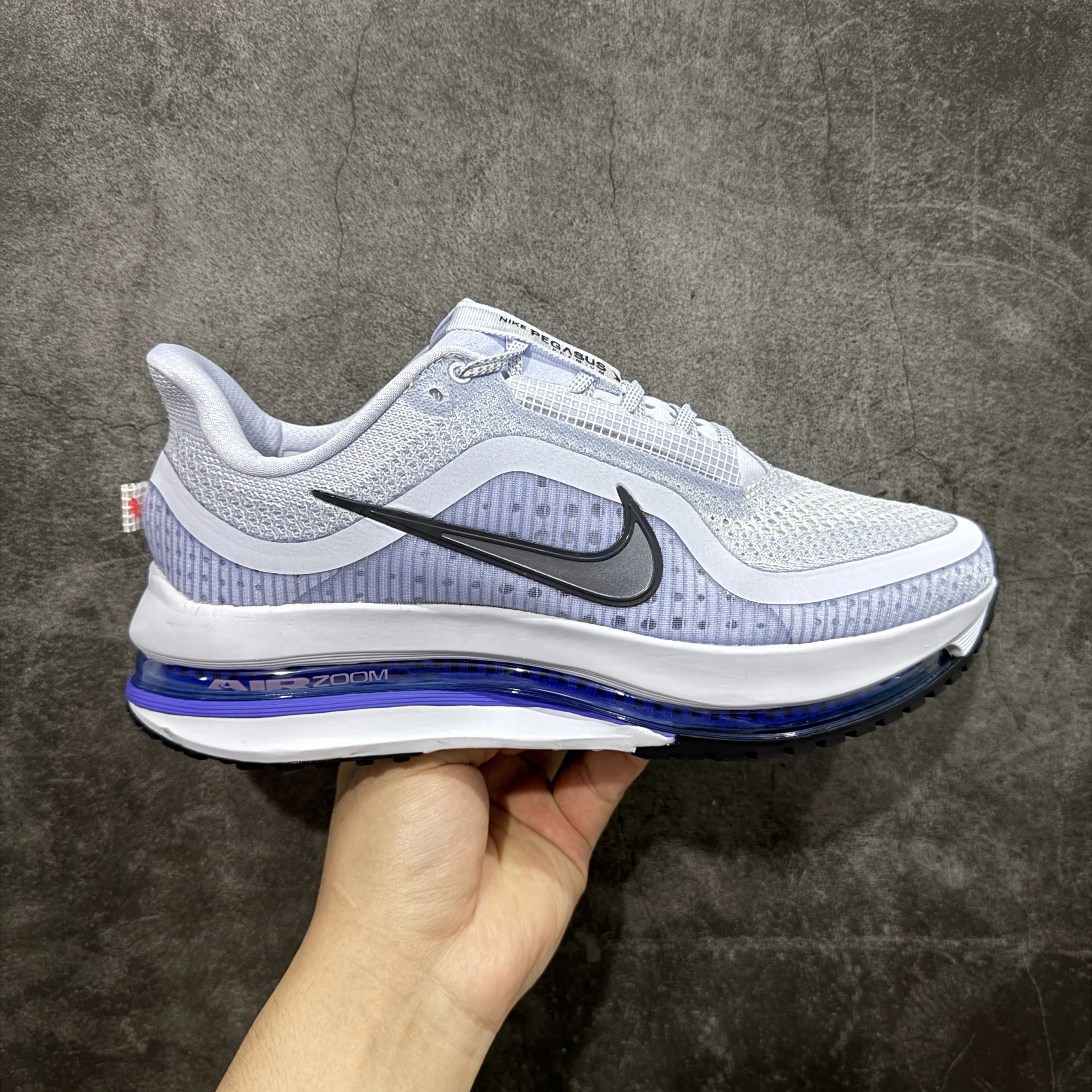 HQ2592-004 Blue Purple
