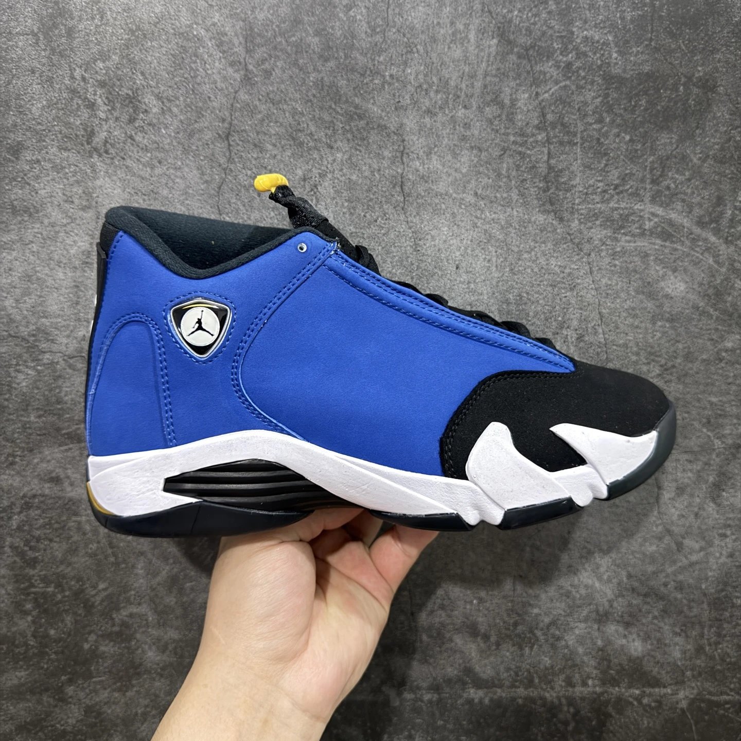 Black/Blue