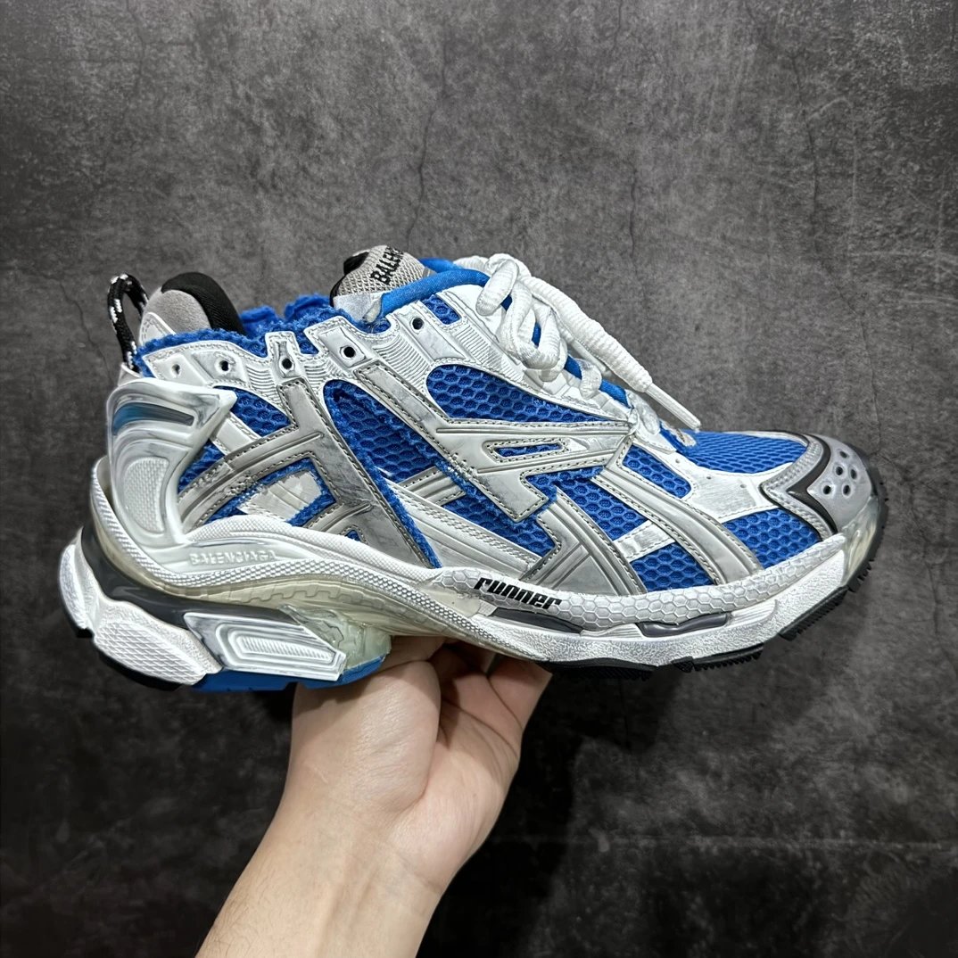 7th Gen White Blue