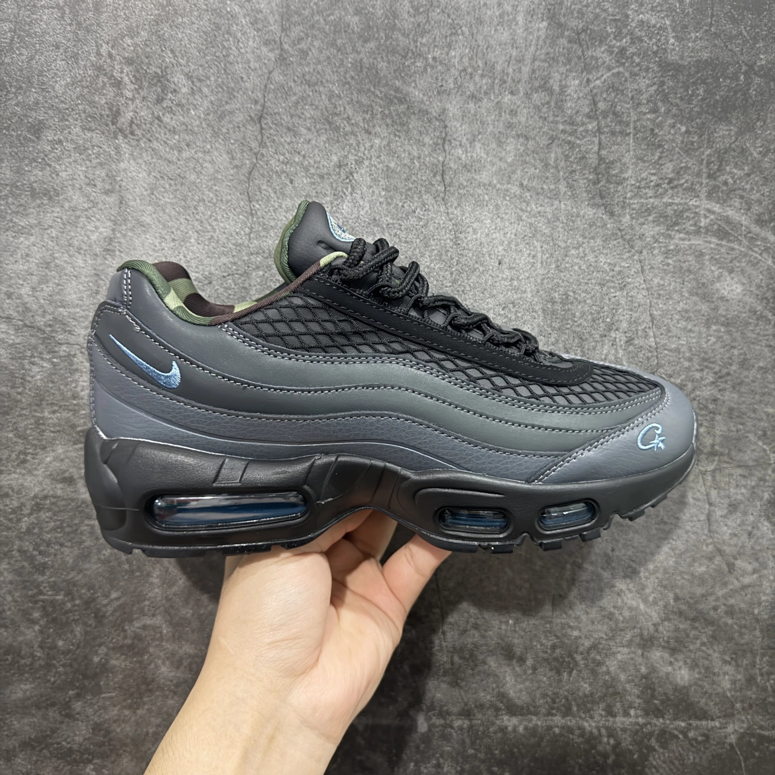 Black Blue FB2709-002