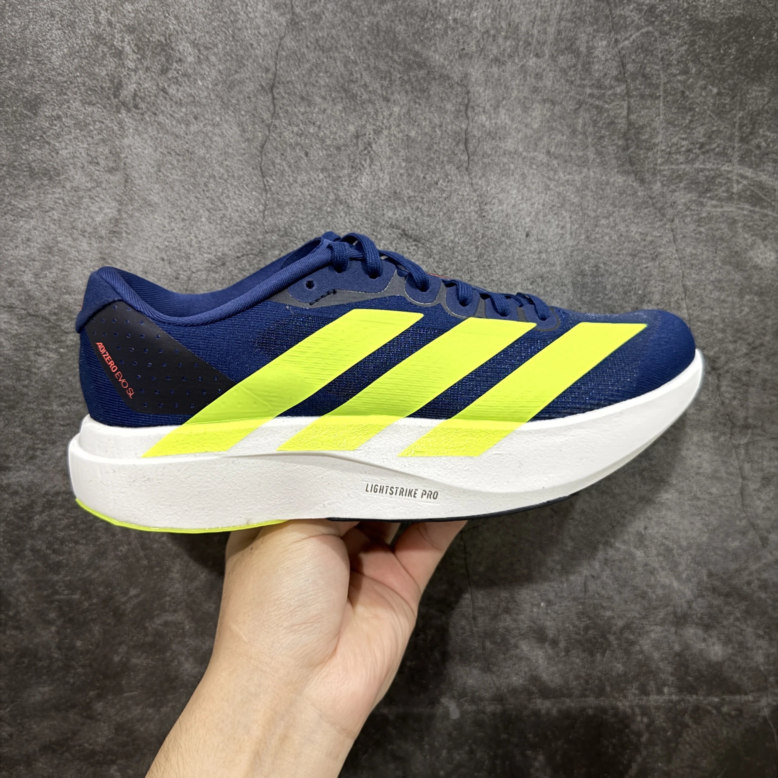 JP3415 Blue Yellow