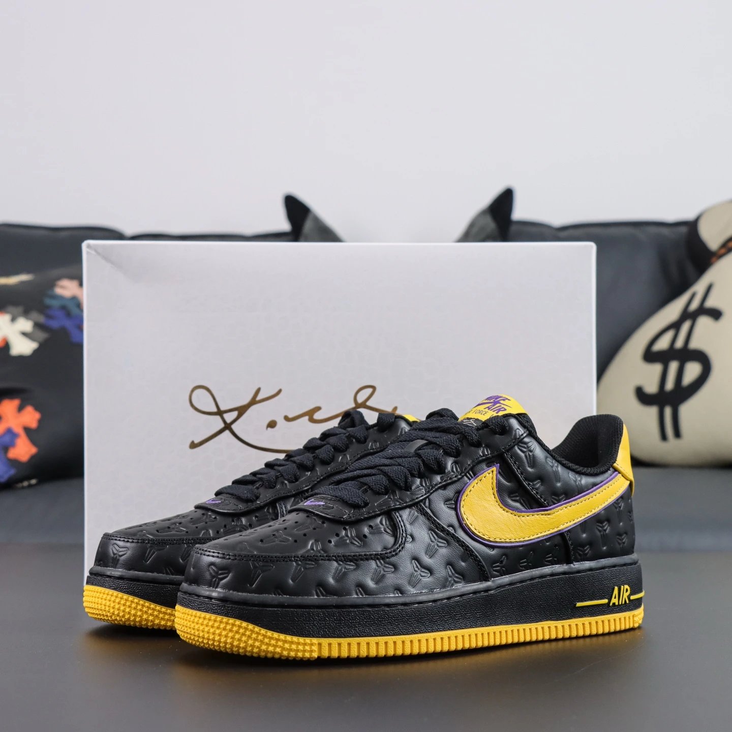 Air Force Kobe Black HV5122-001