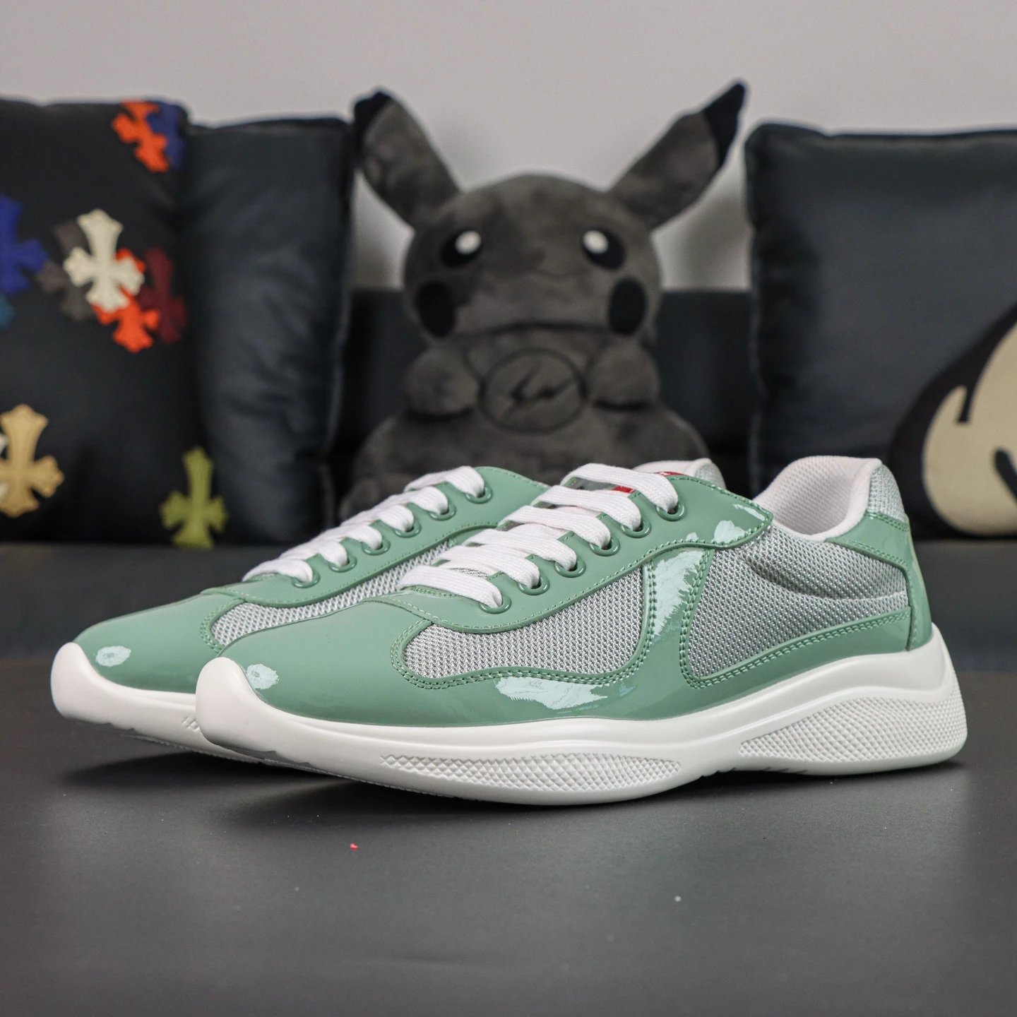 Glossy Light Green