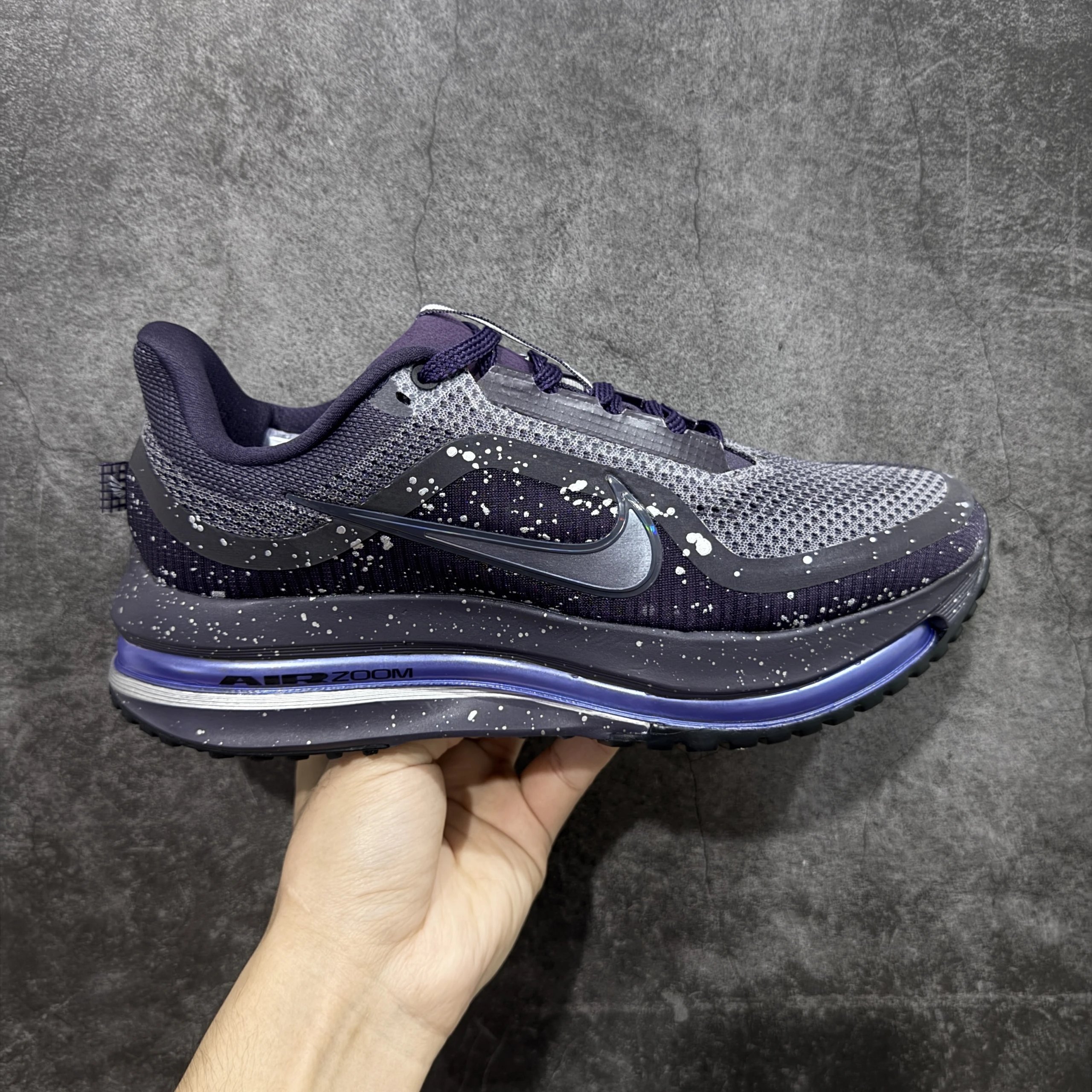 IH0861-500 Splatter