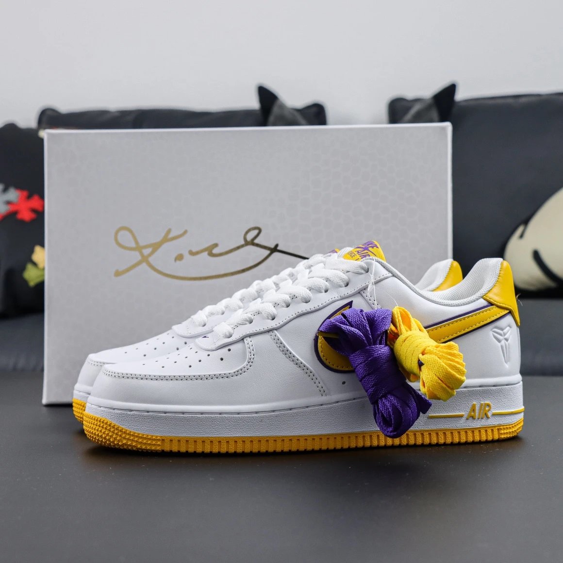 Air Force Kobe White FZ1151-100