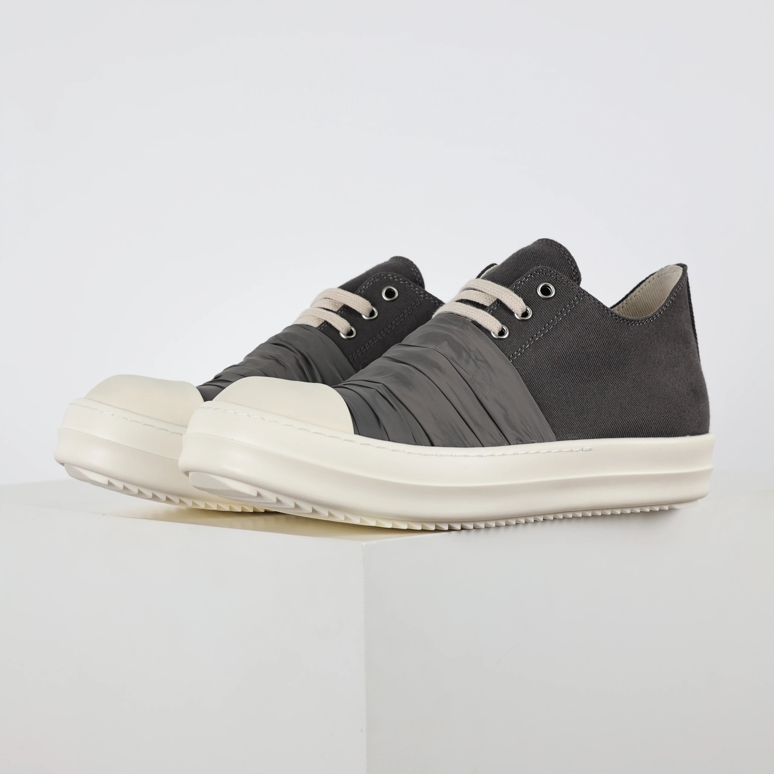 Gray Silk Canvas Big Converse