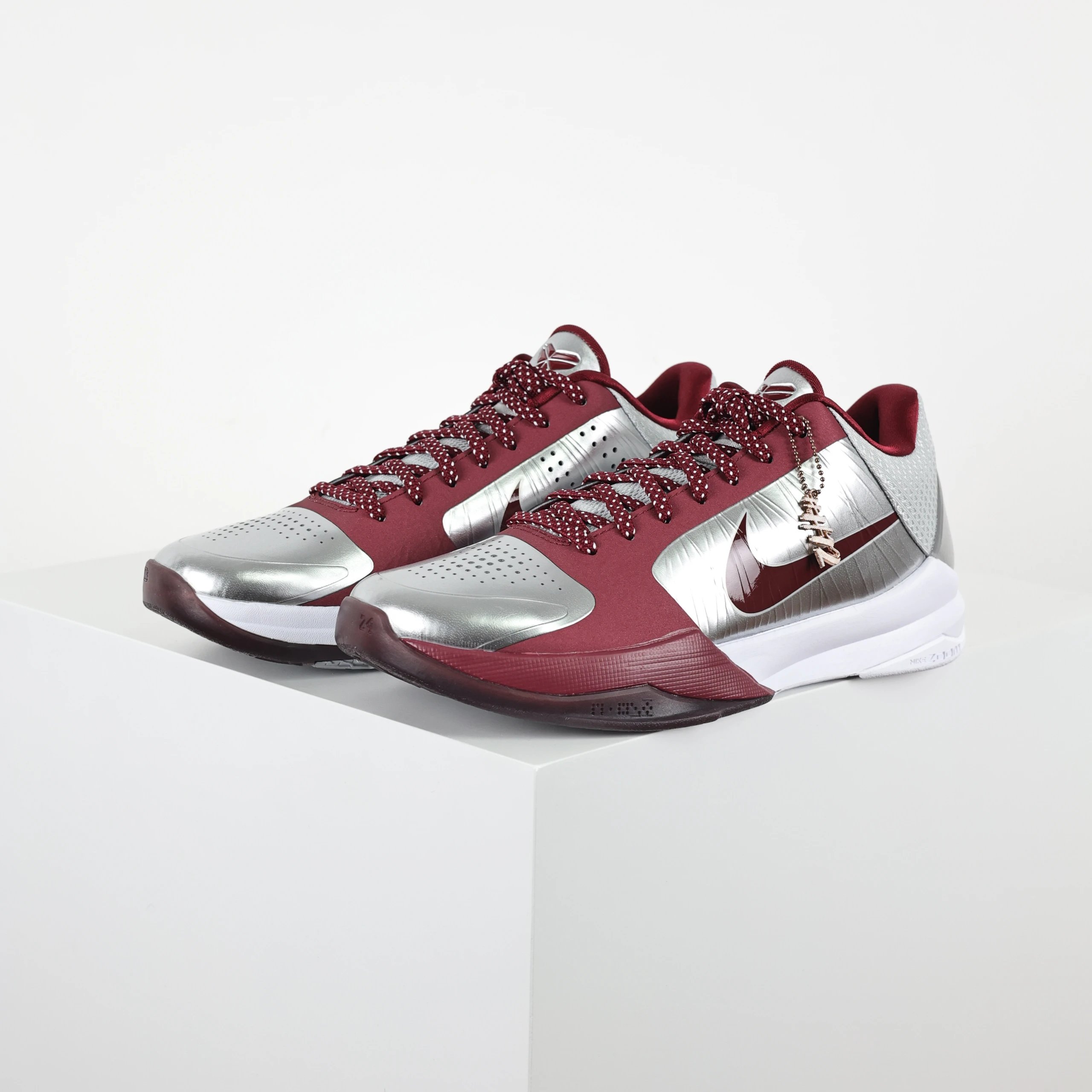 IM0557-001 Silver Red