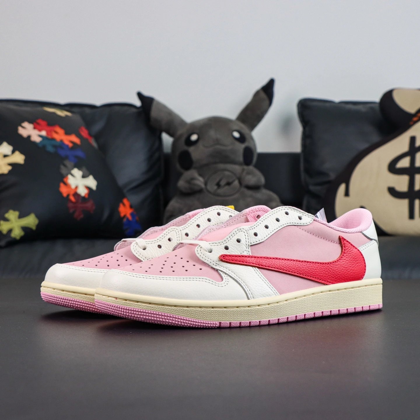 IQ7604-101 Pink