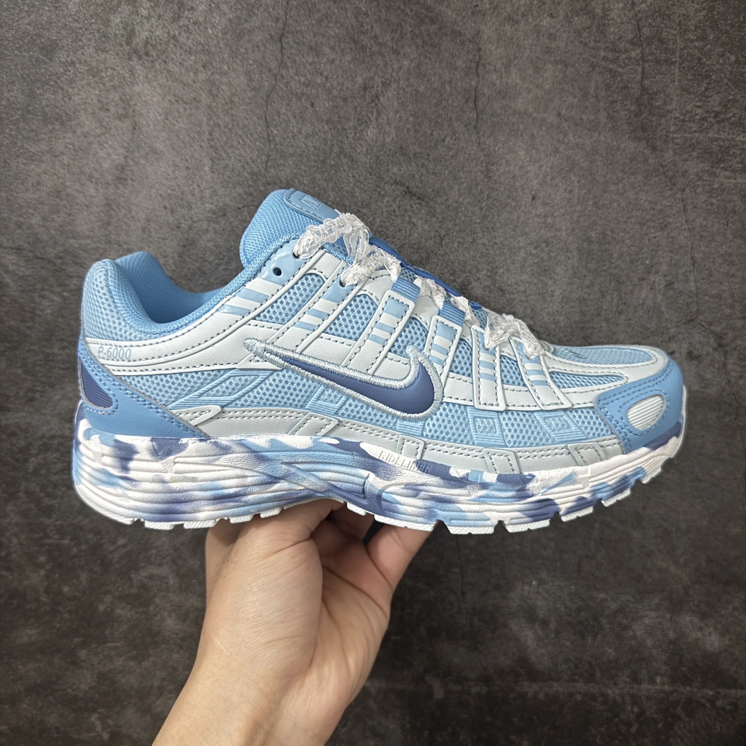 CD6404-608 Blue