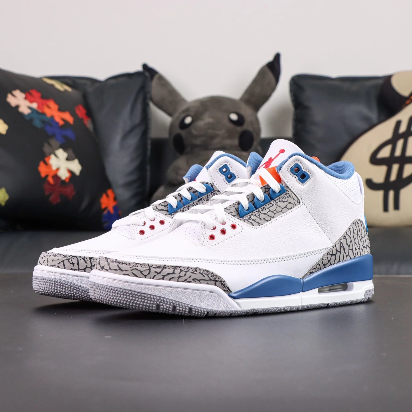 IF4369-104 True Blue