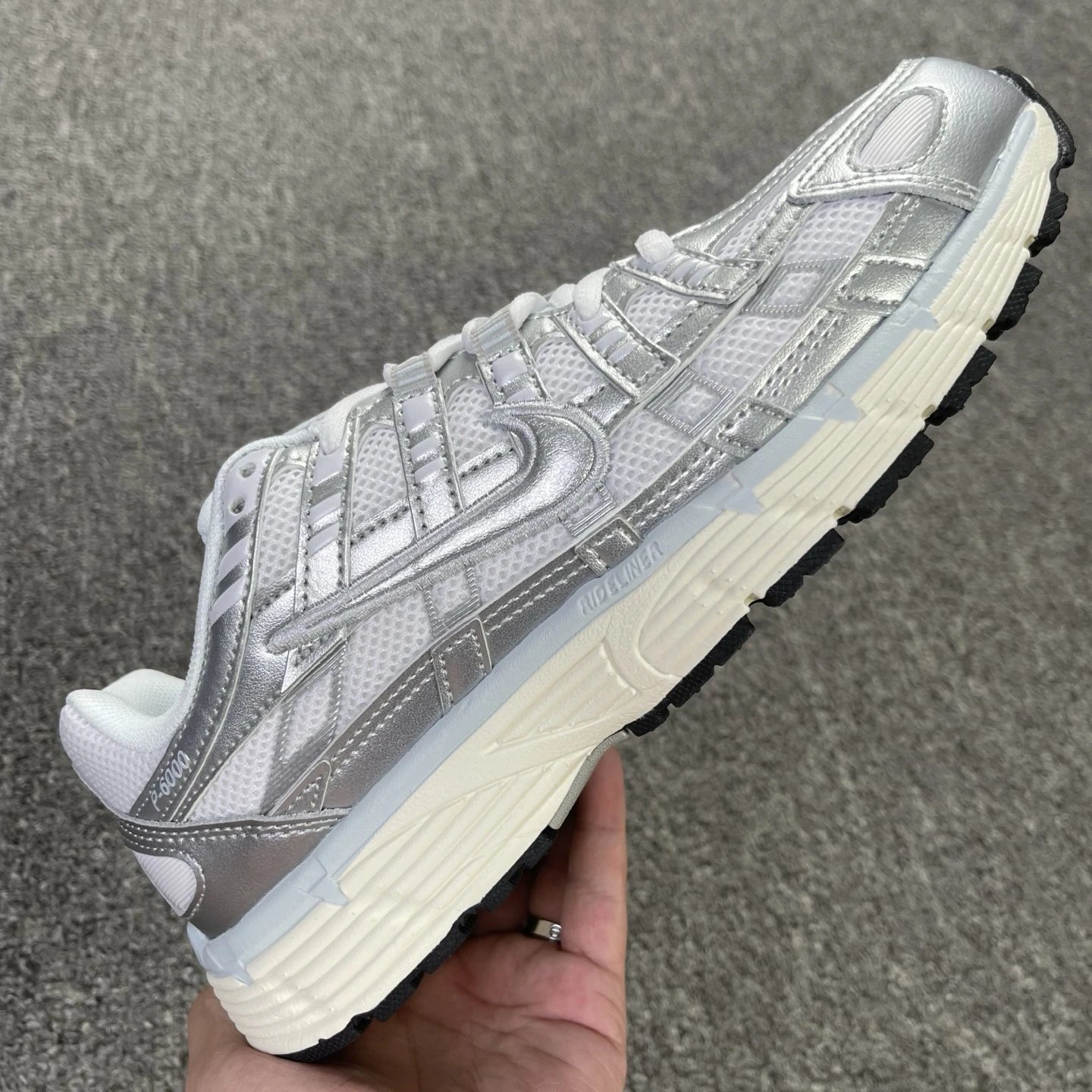 BV1021-106 Silver