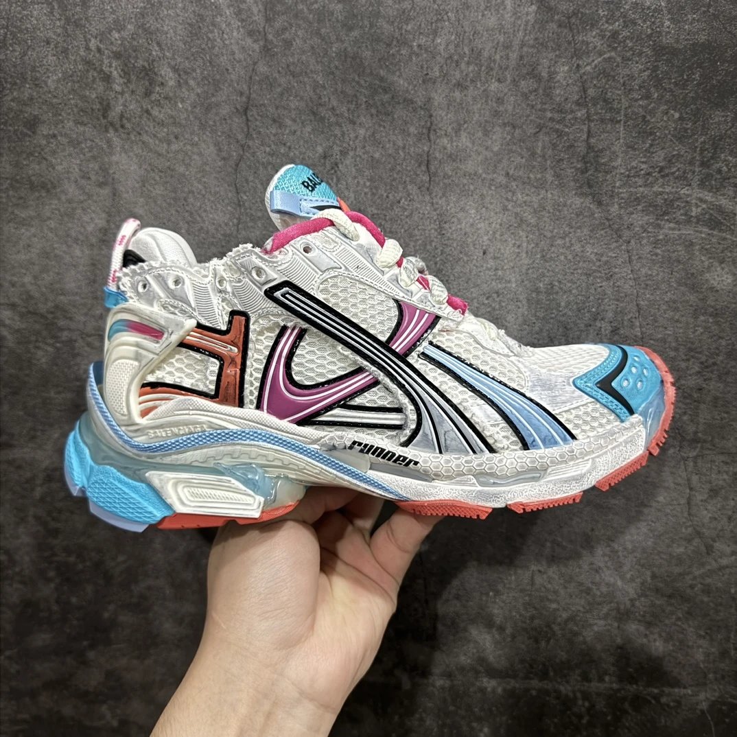 7.5th Gen White Multicolor