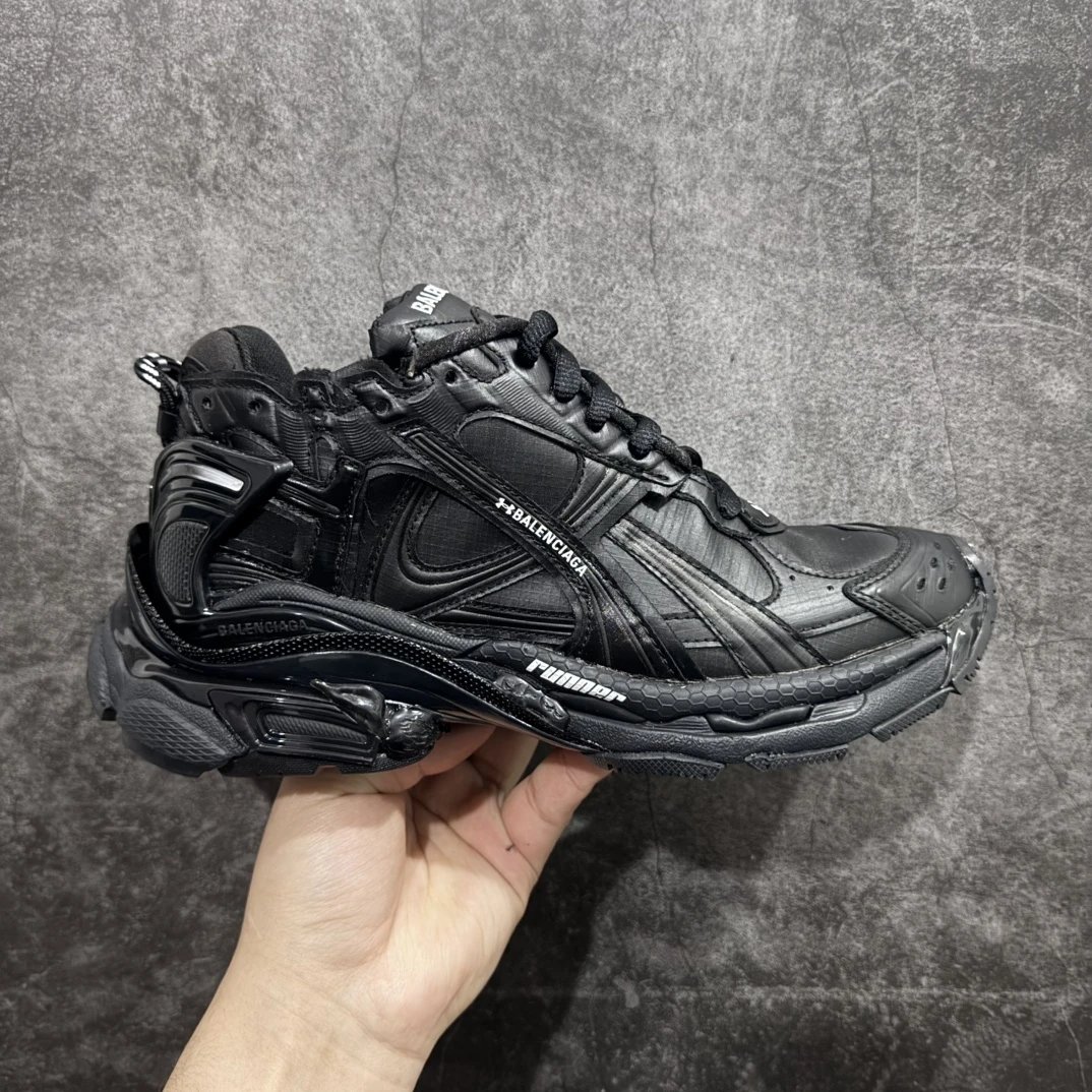 7.5th Gen Under Armour
