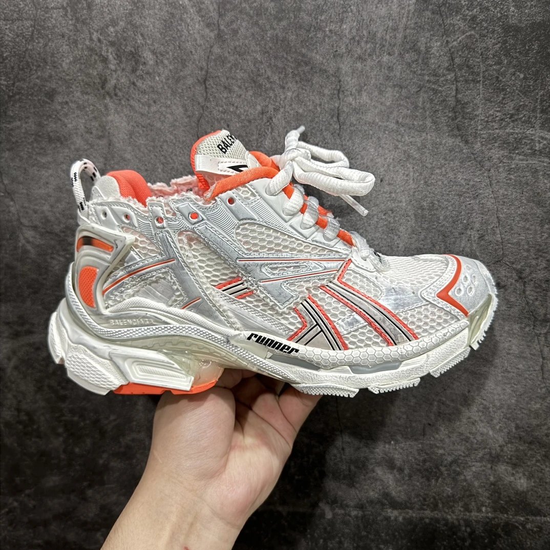 7th Gen White Orange