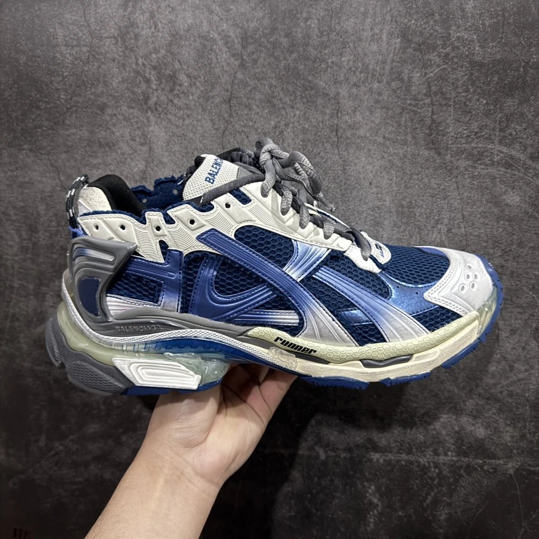 7.5th Gen Blue Gradient