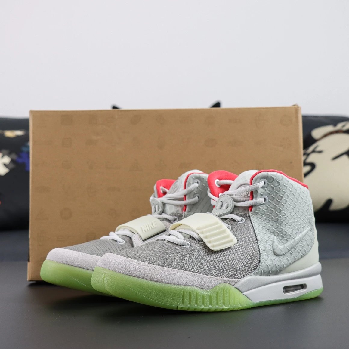 Air Yeezy 2 'Pure Platinum' 508214-010