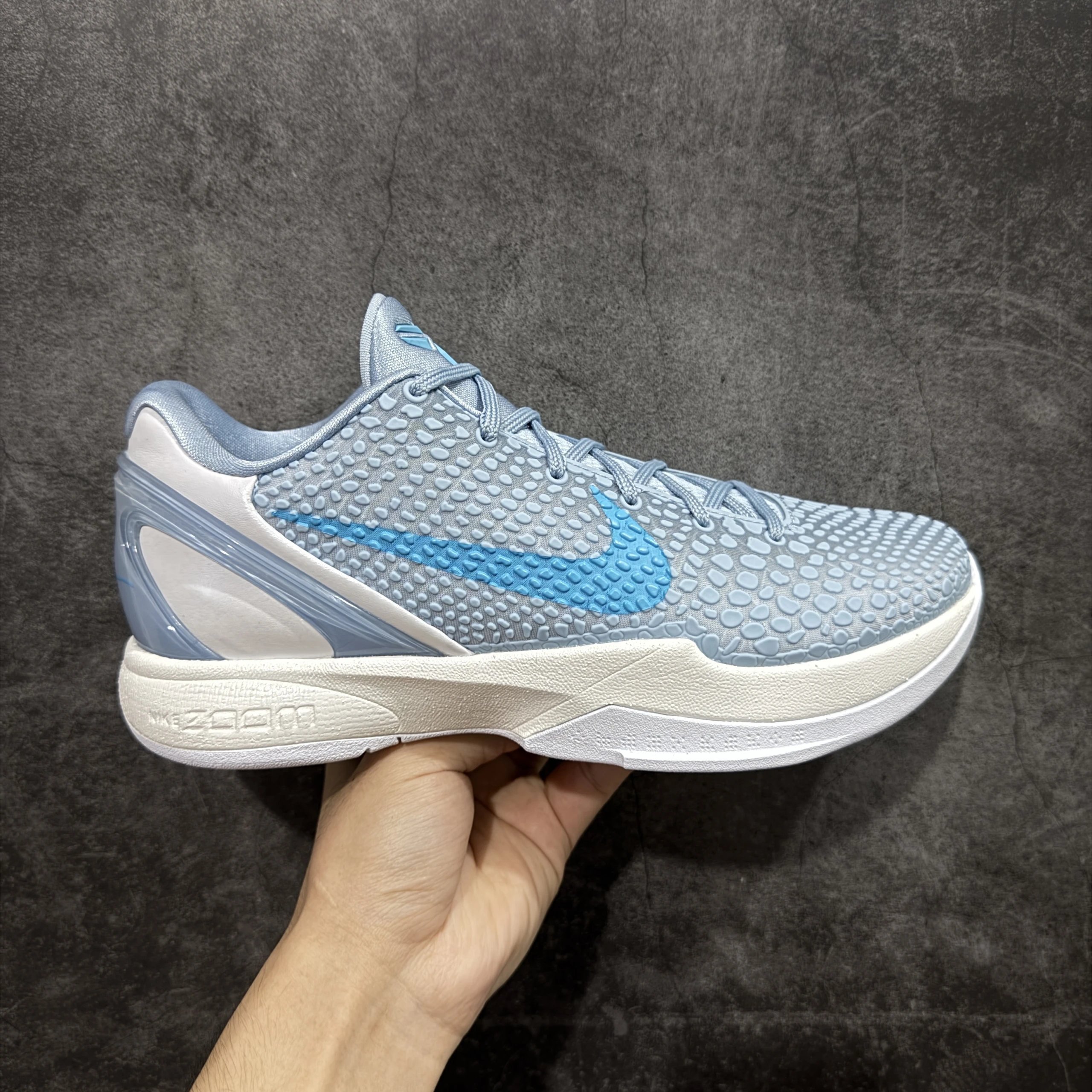 IO3672-400 Blue White