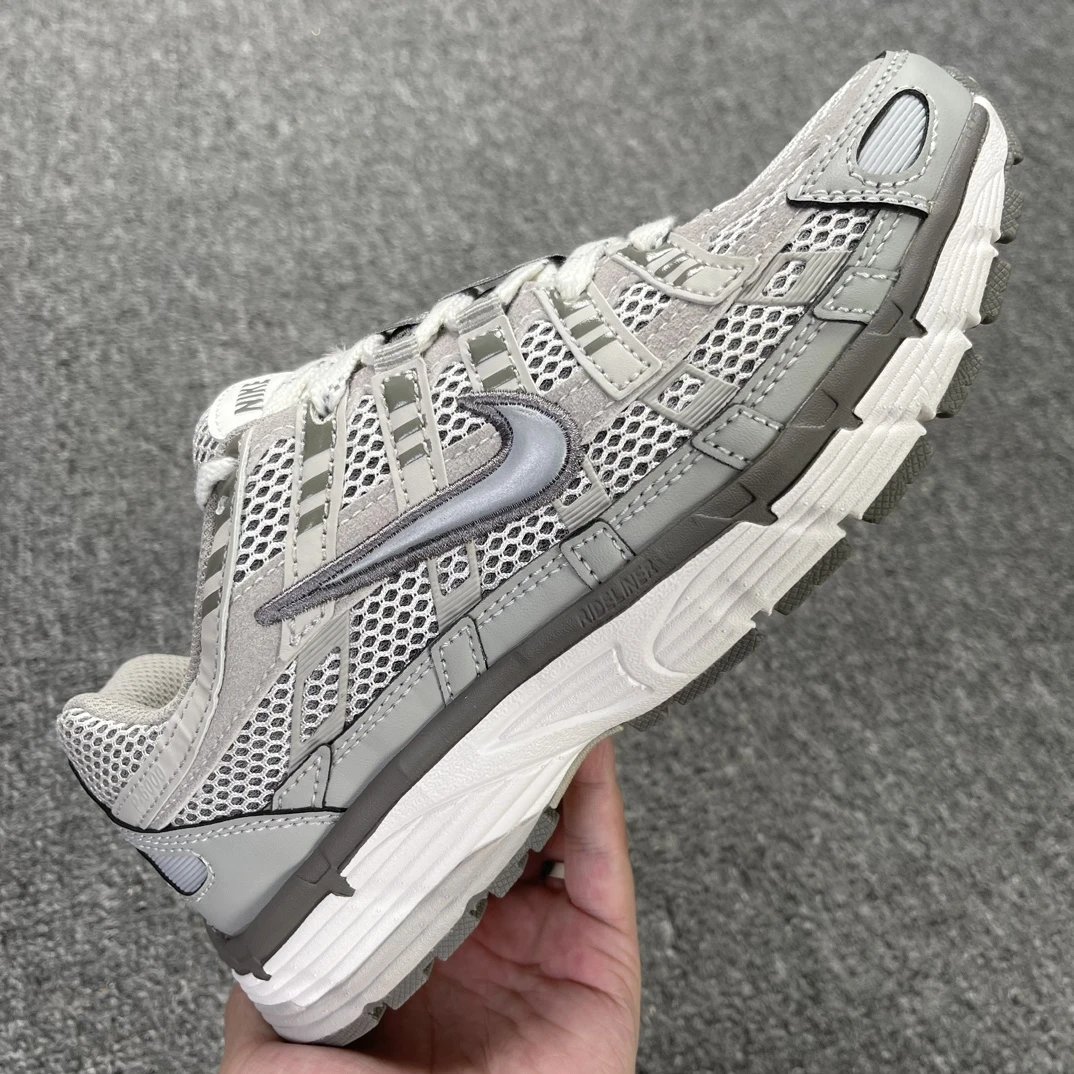 FN6837-012 Grey