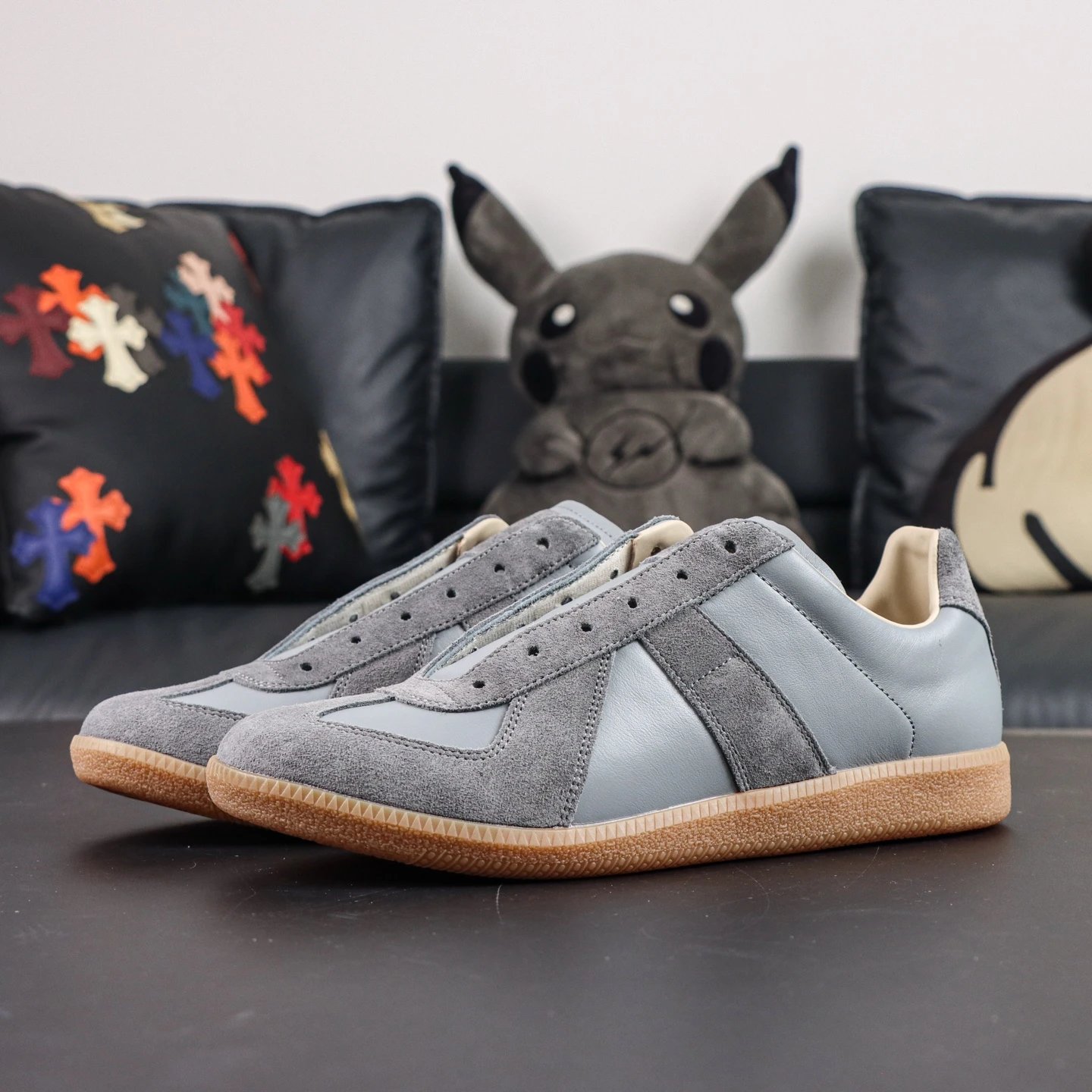 Grey rubber