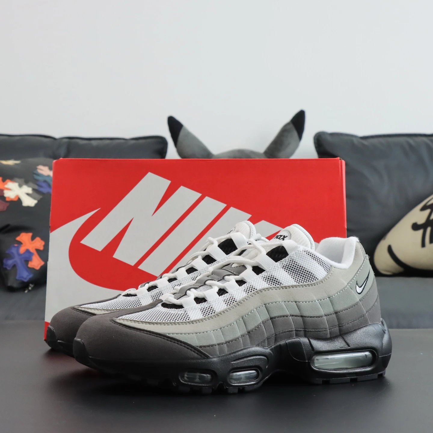 [AT2865-003] Black Grey Silver Hook