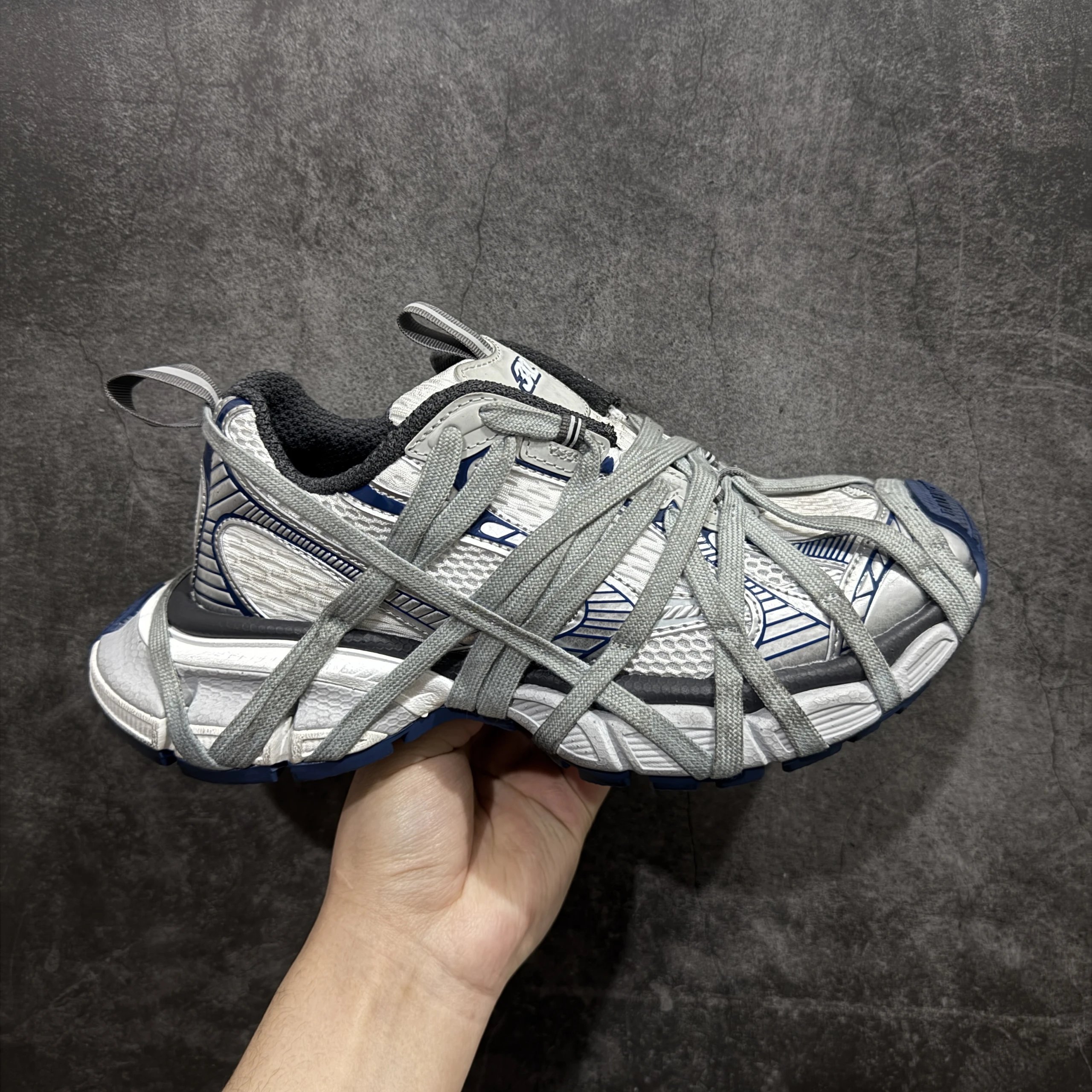 3XL gray blue strap