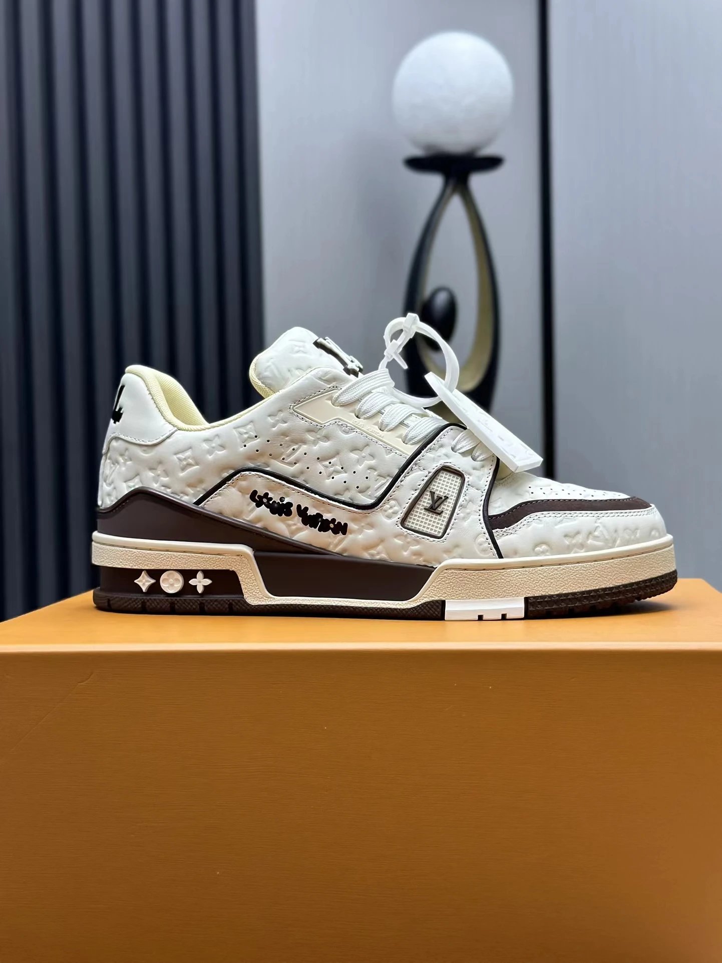 Sports Running Sneaker photo 4