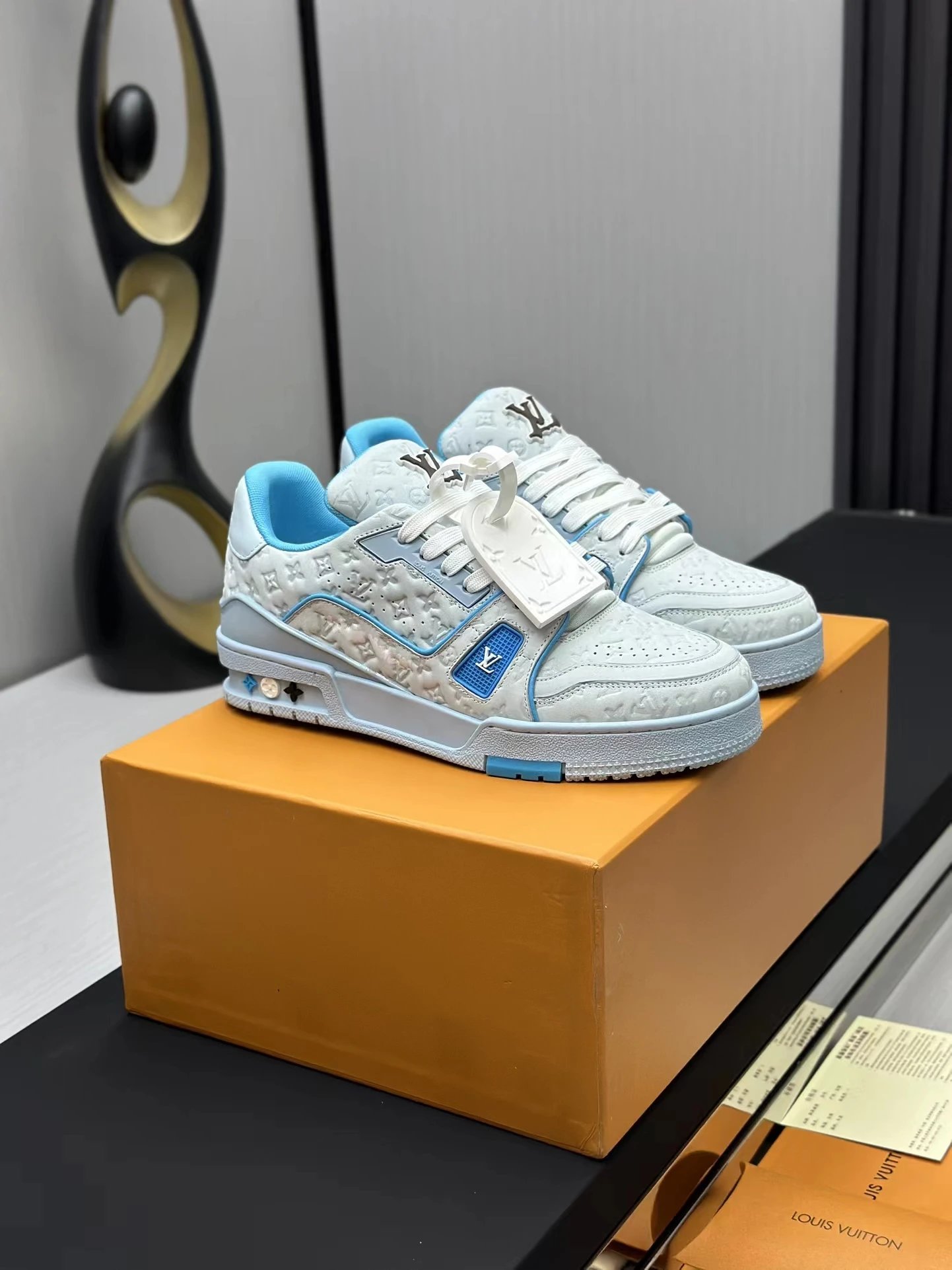 Sports Running Sneaker photo 8