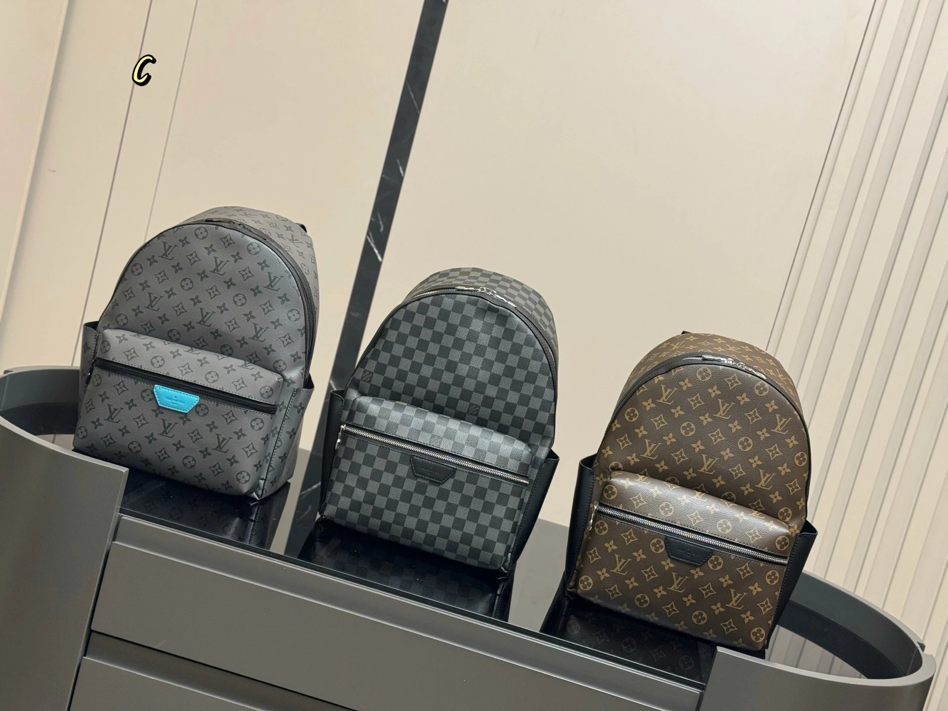 Louis Vuitton Monogram Discovery Backpack