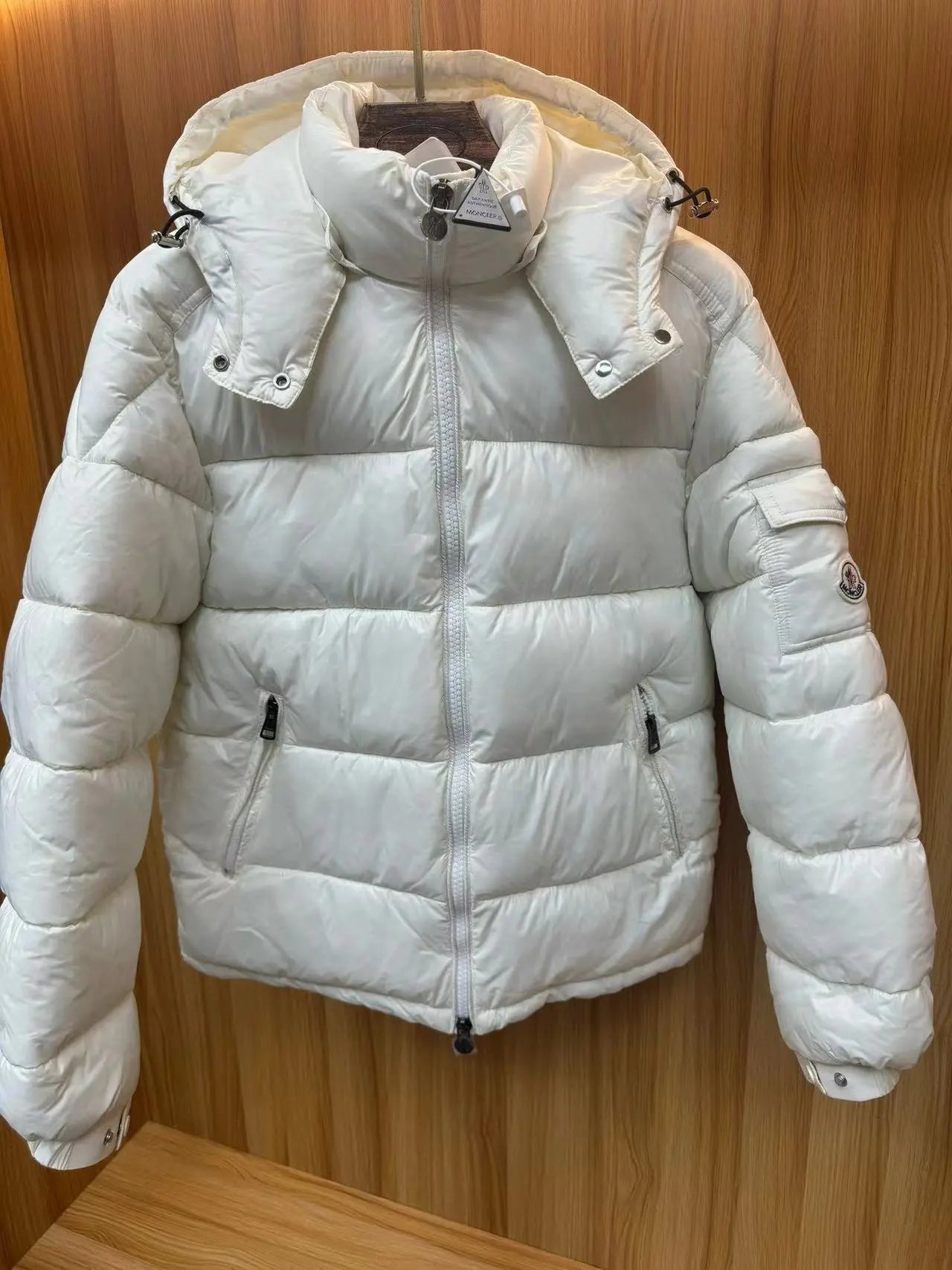 Model 5- White